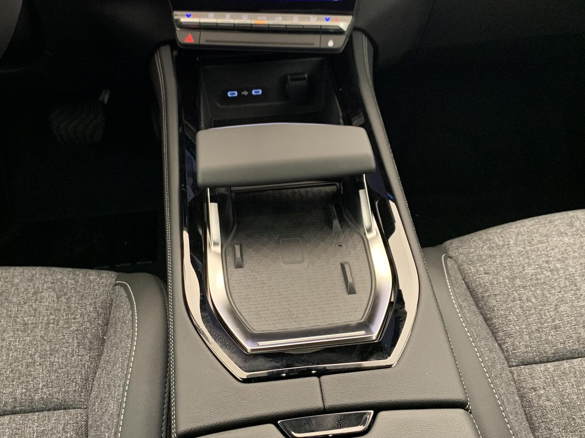 Renault Rafale E-Tech full hybrid 200ch Techno (2026) - Photo 13