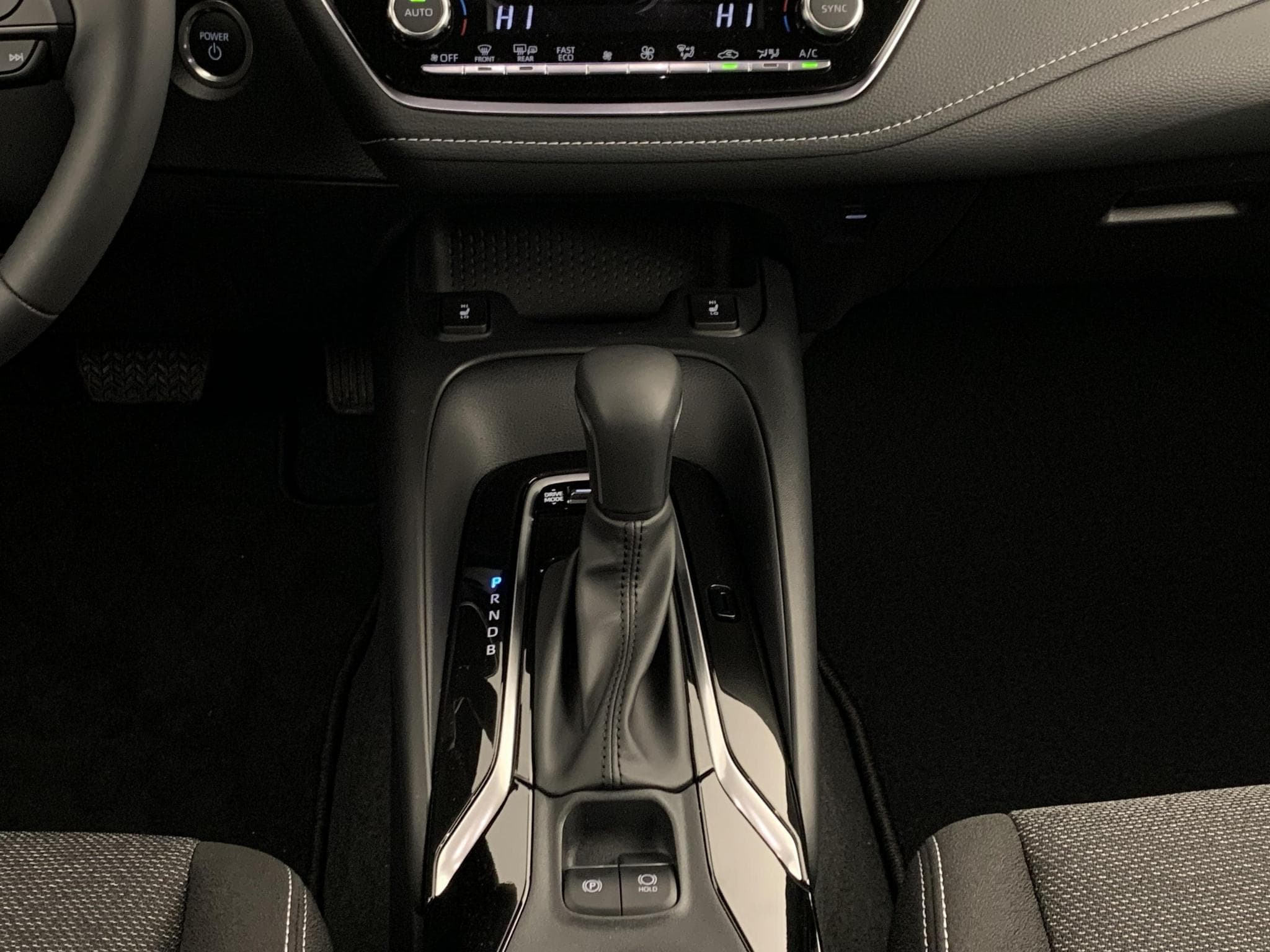 Toyota Corolla Touring Spor 140ch Dynamic Business (2025) - Photo 13
