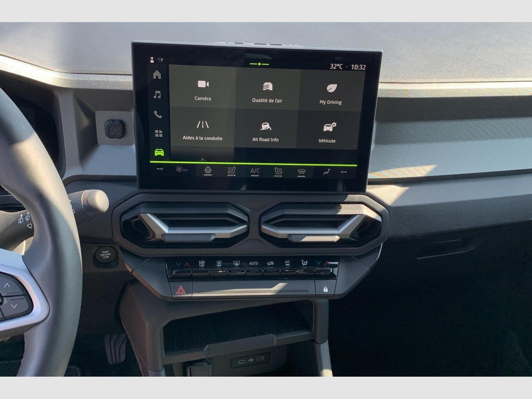 Dacia BIGSTER Mild Hybrid 140 Journey (2026) - Photo 15