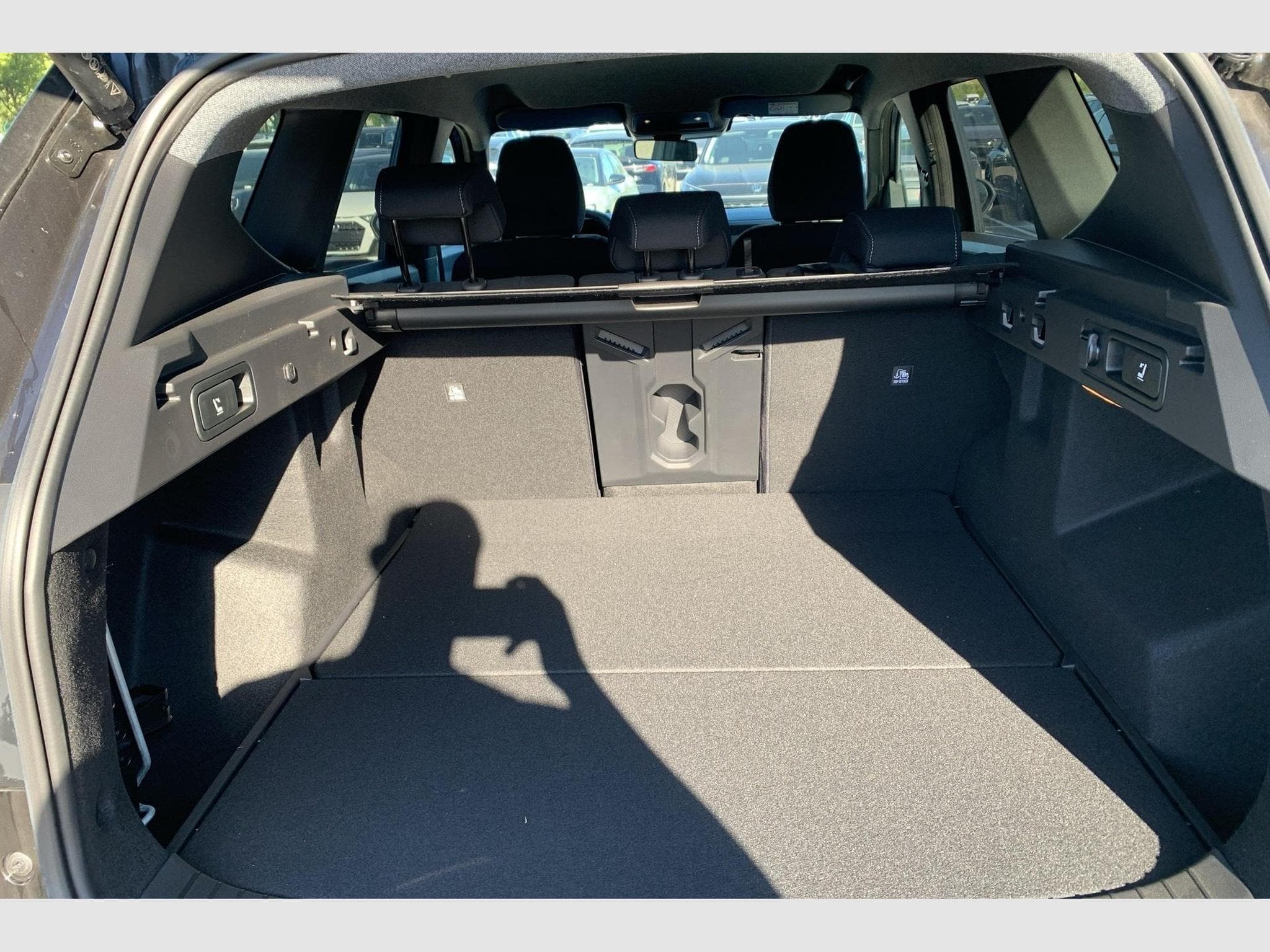 Dacia BIGSTER Mild Hybrid 140 Journey (2026) - Photo 11