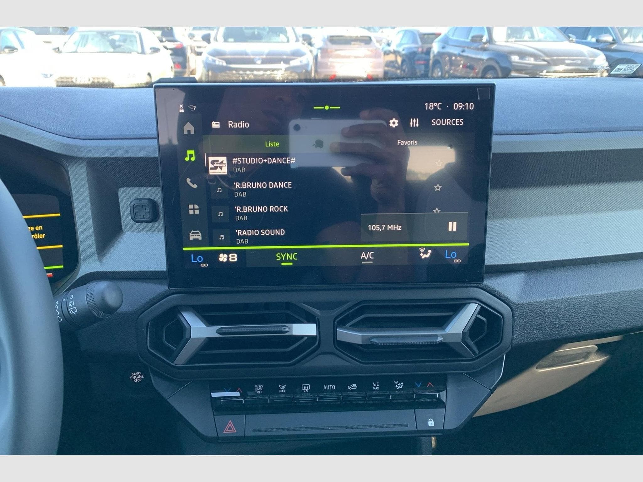 Dacia BIGSTER Mild Hybrid 140 Journey (2026) - Photo 17