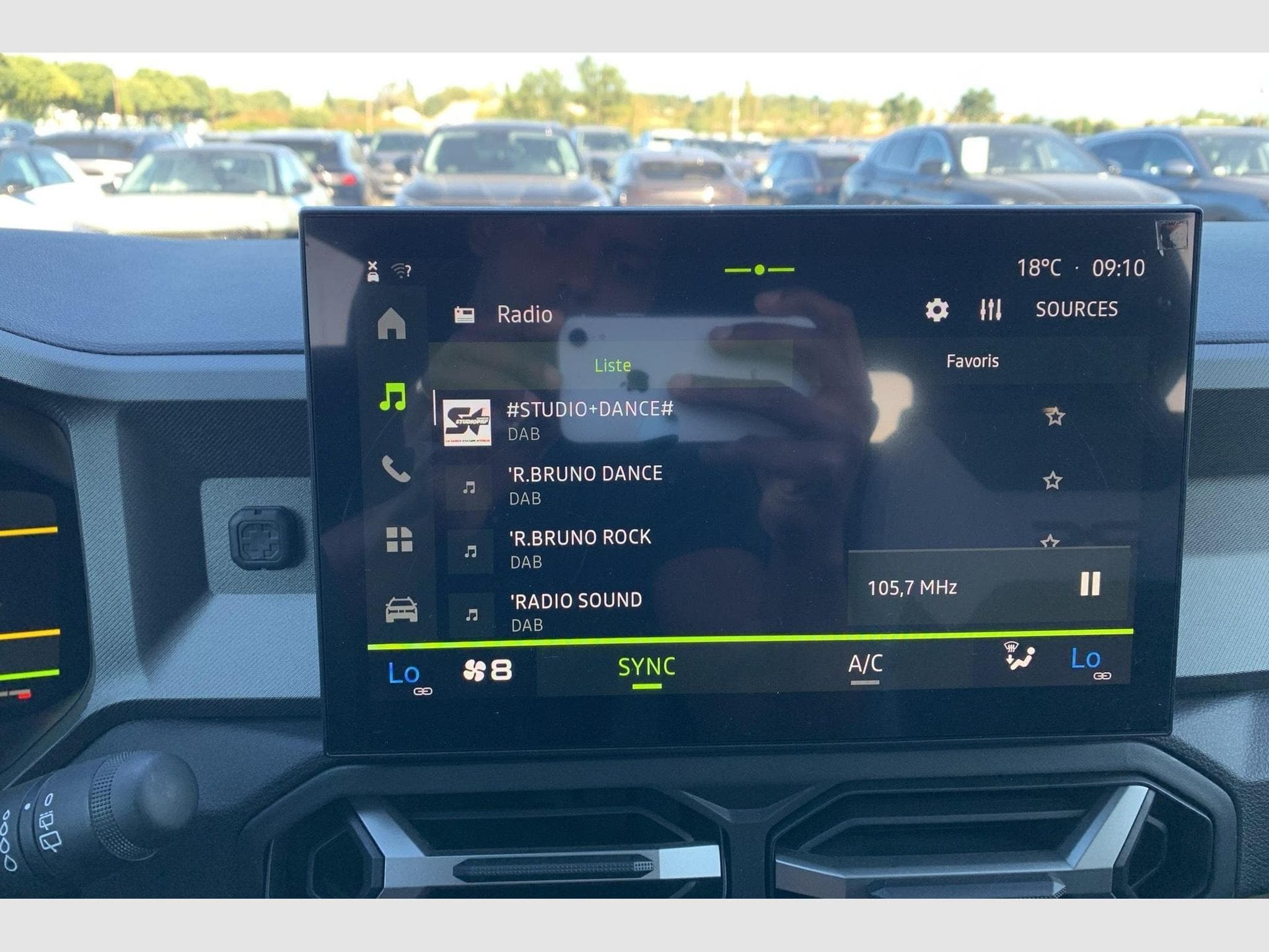 Dacia BIGSTER Mild Hybrid 140 Journey (2026) - Photo 18