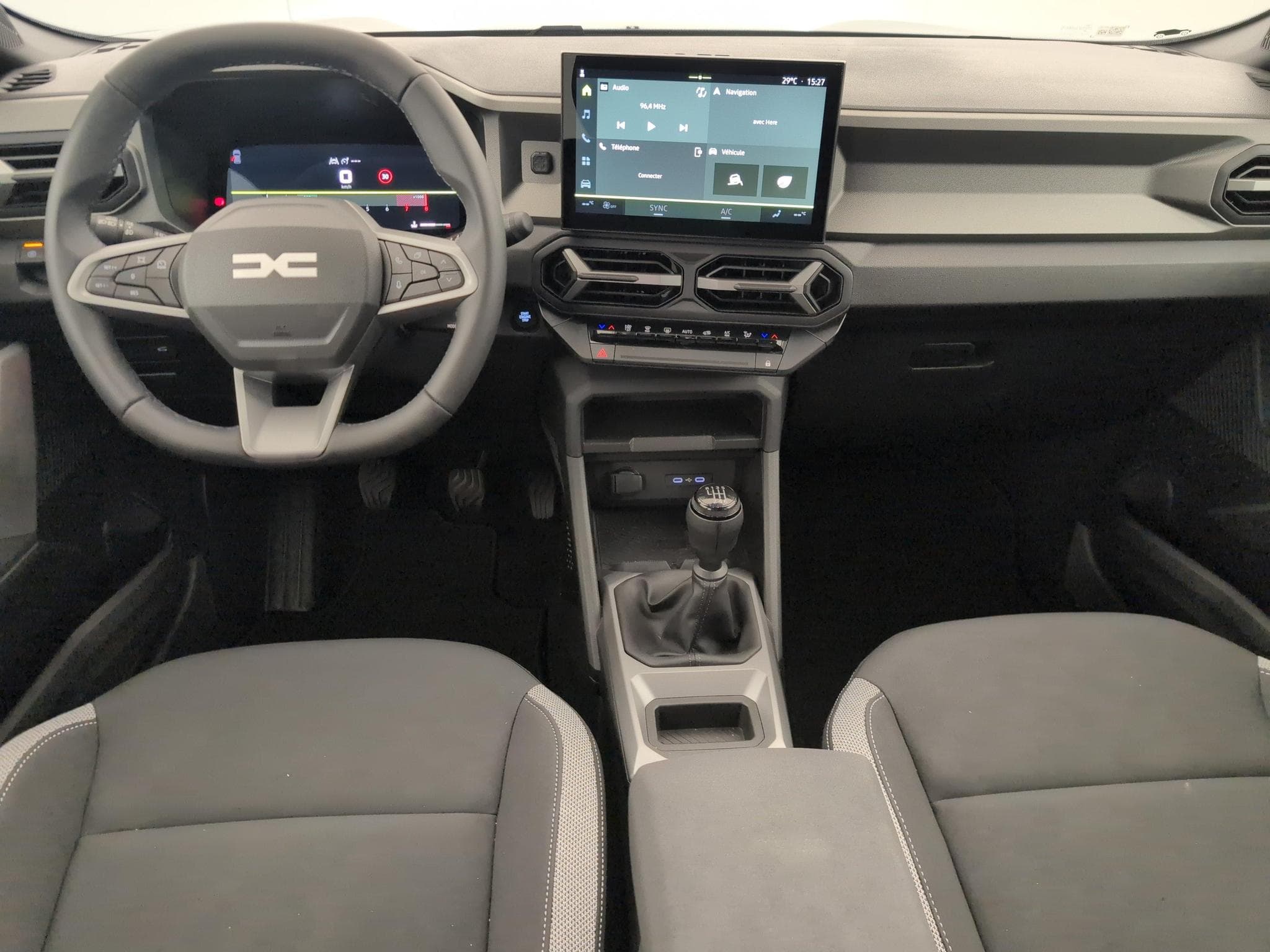 Dacia BIGSTER Mild Hybrid 140 Journey (2026) - Photo 13