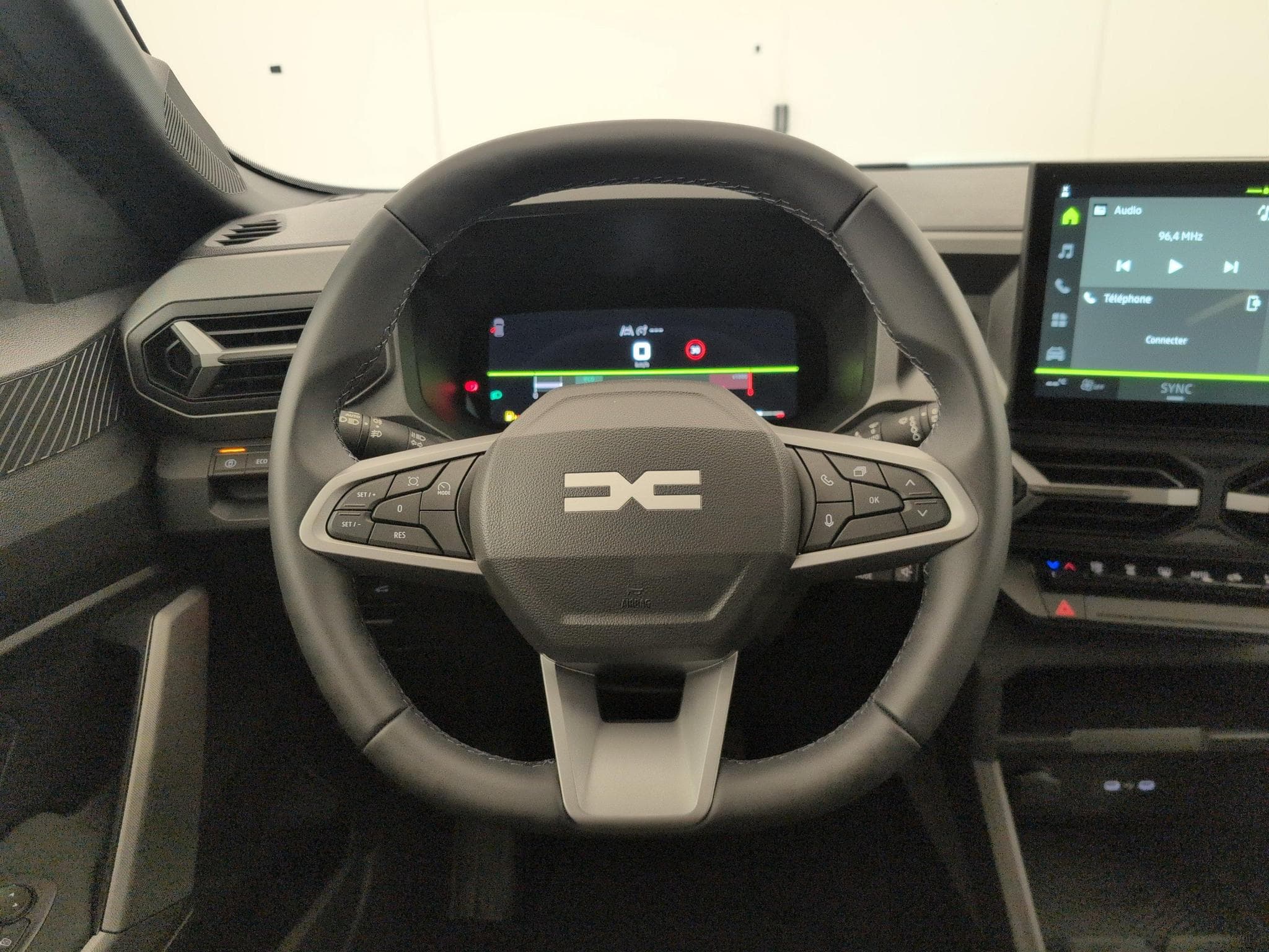 Dacia BIGSTER Mild Hybrid 140 Journey (2026) - Photo 14