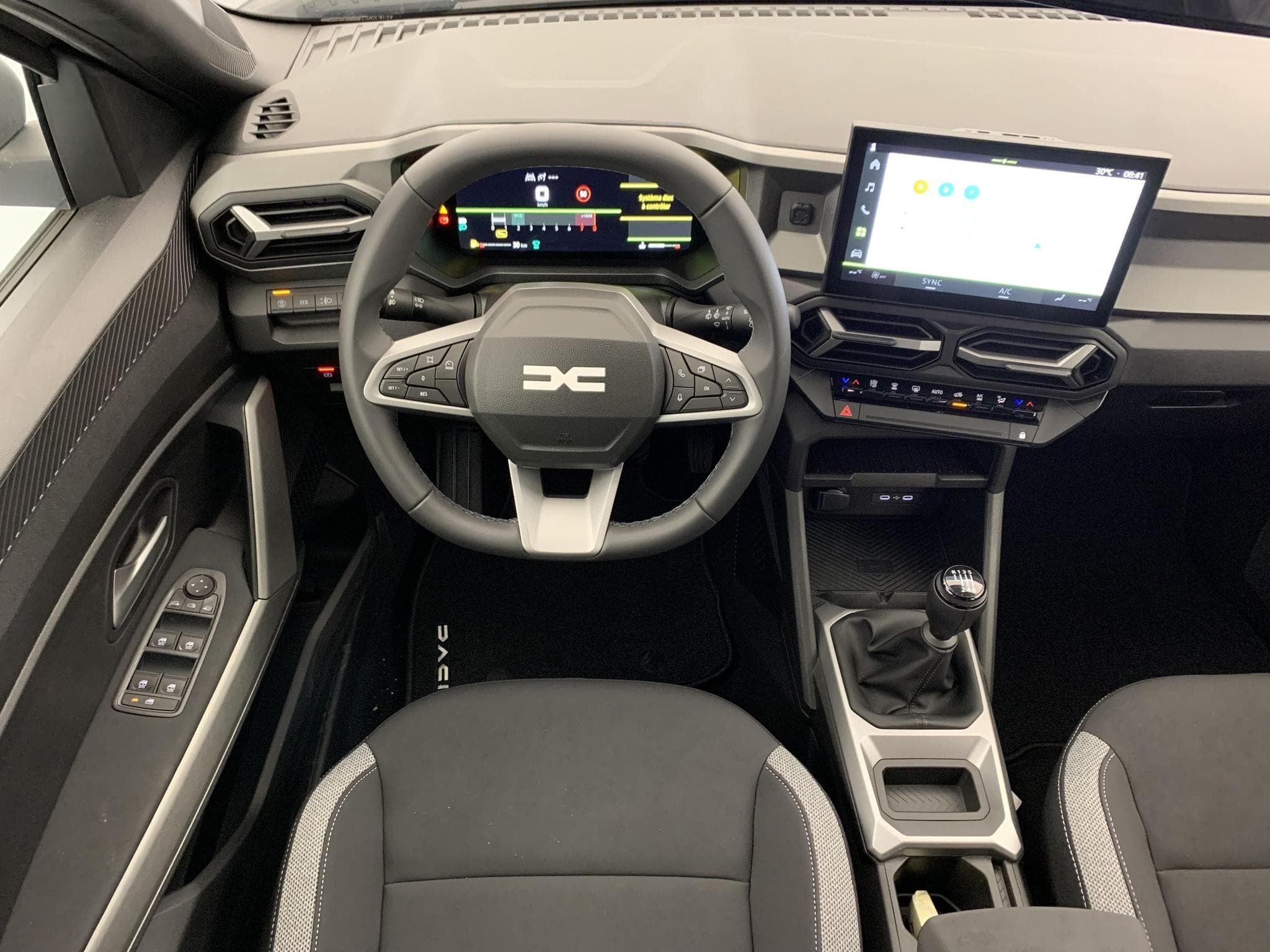 Dacia BIGSTER Mild Hybrid 140 Journey (2026) - Photo 13