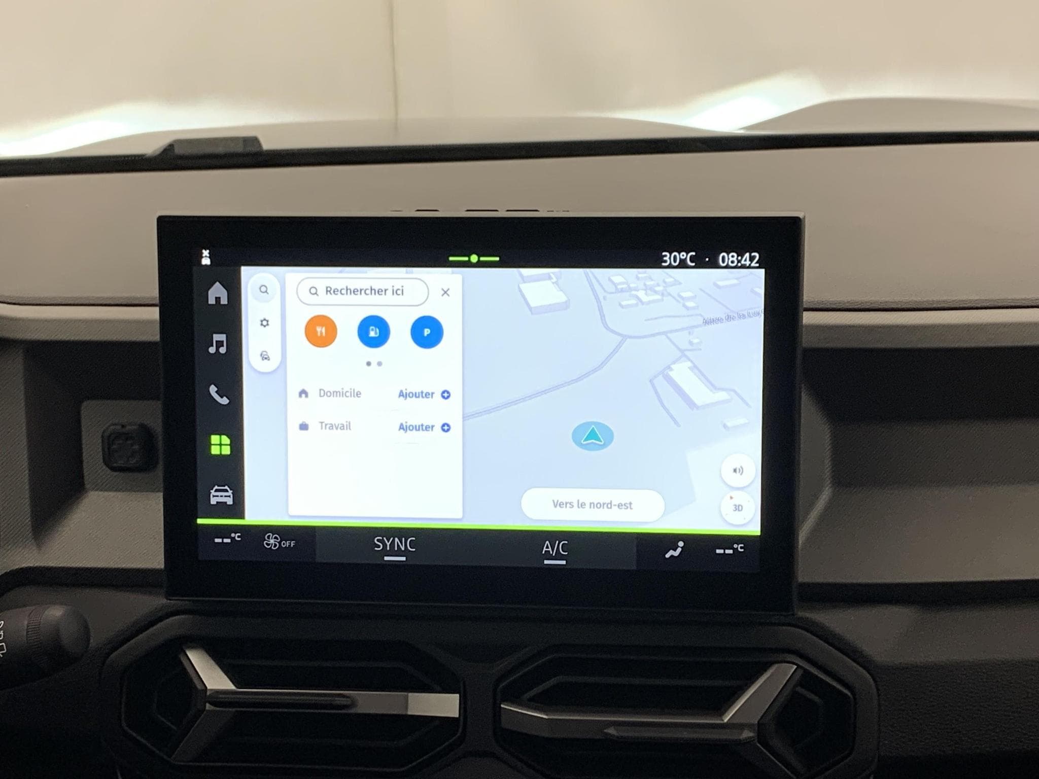 Dacia BIGSTER Mild Hybrid 140 Journey (2026) - Photo 18