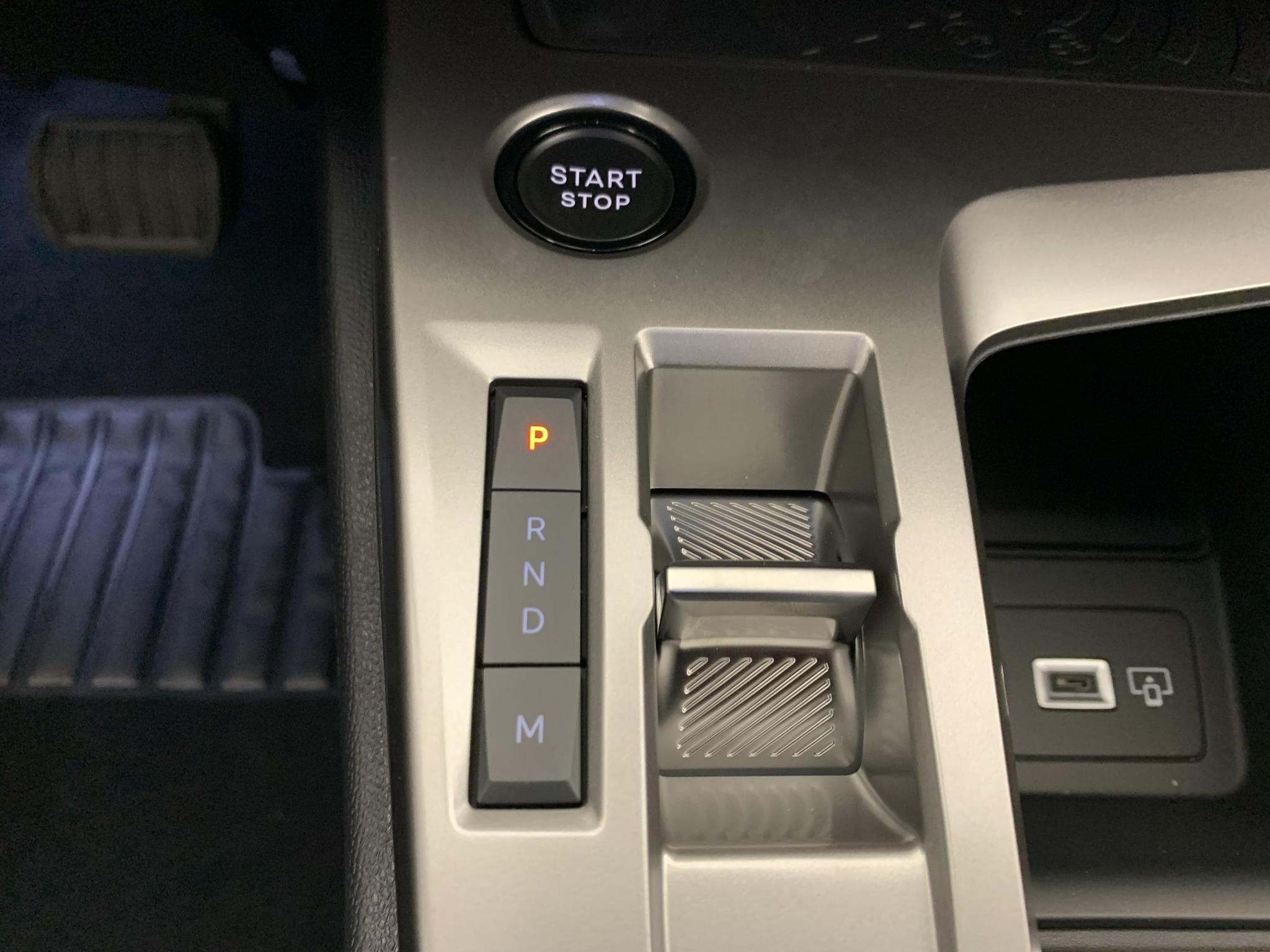 Peugeot 308 NOUVELLE BLUEHDI 130CH S&S EAT8 ALLURE (2026) - Photo 16