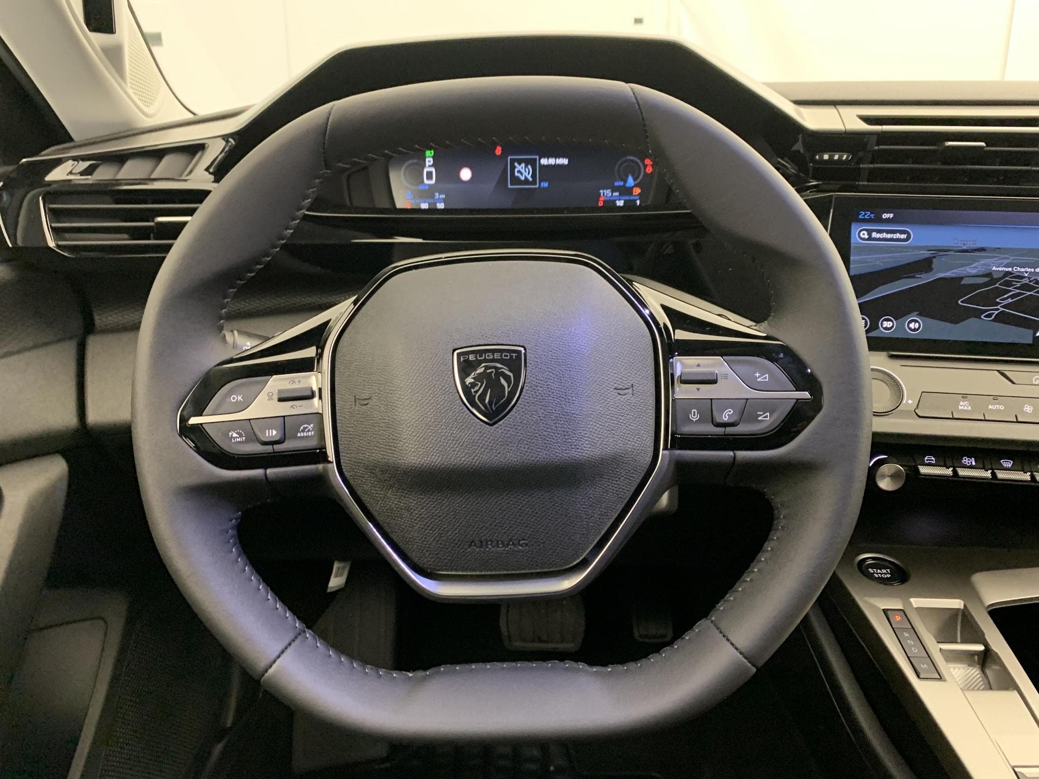 Peugeot 308 NOUVELLE BLUEHDI 130CH EAT8 STYLE (2026) - Photo 14