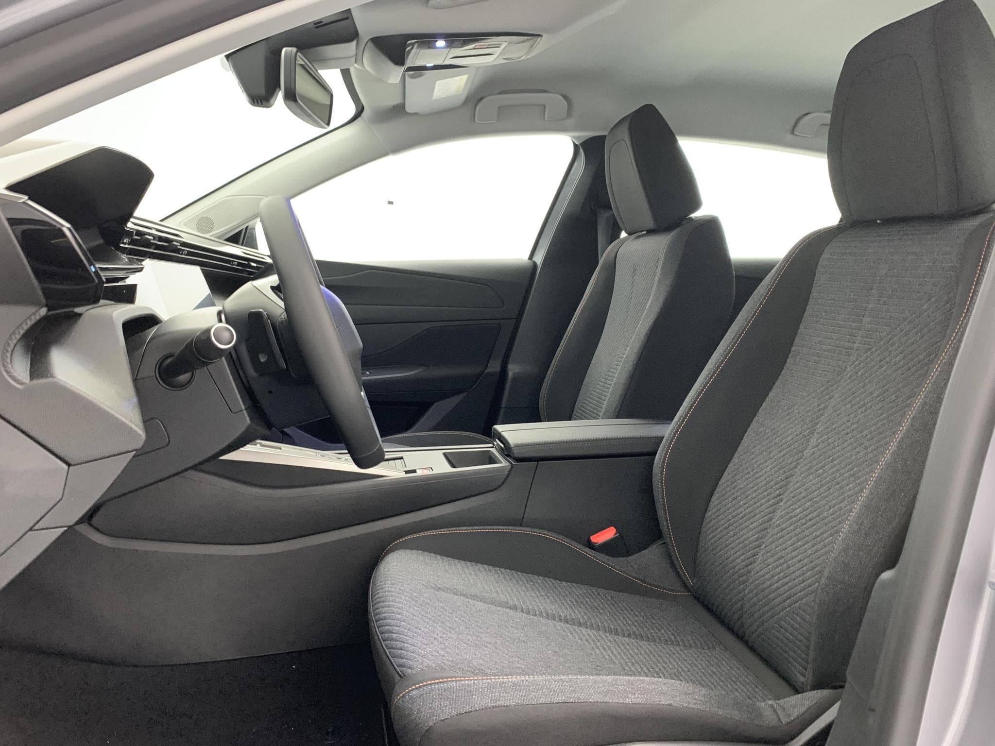 Peugeot 308 NOUVELLE BLUEHDI 130CH EAT8 STYLE (2026) - Photo 17