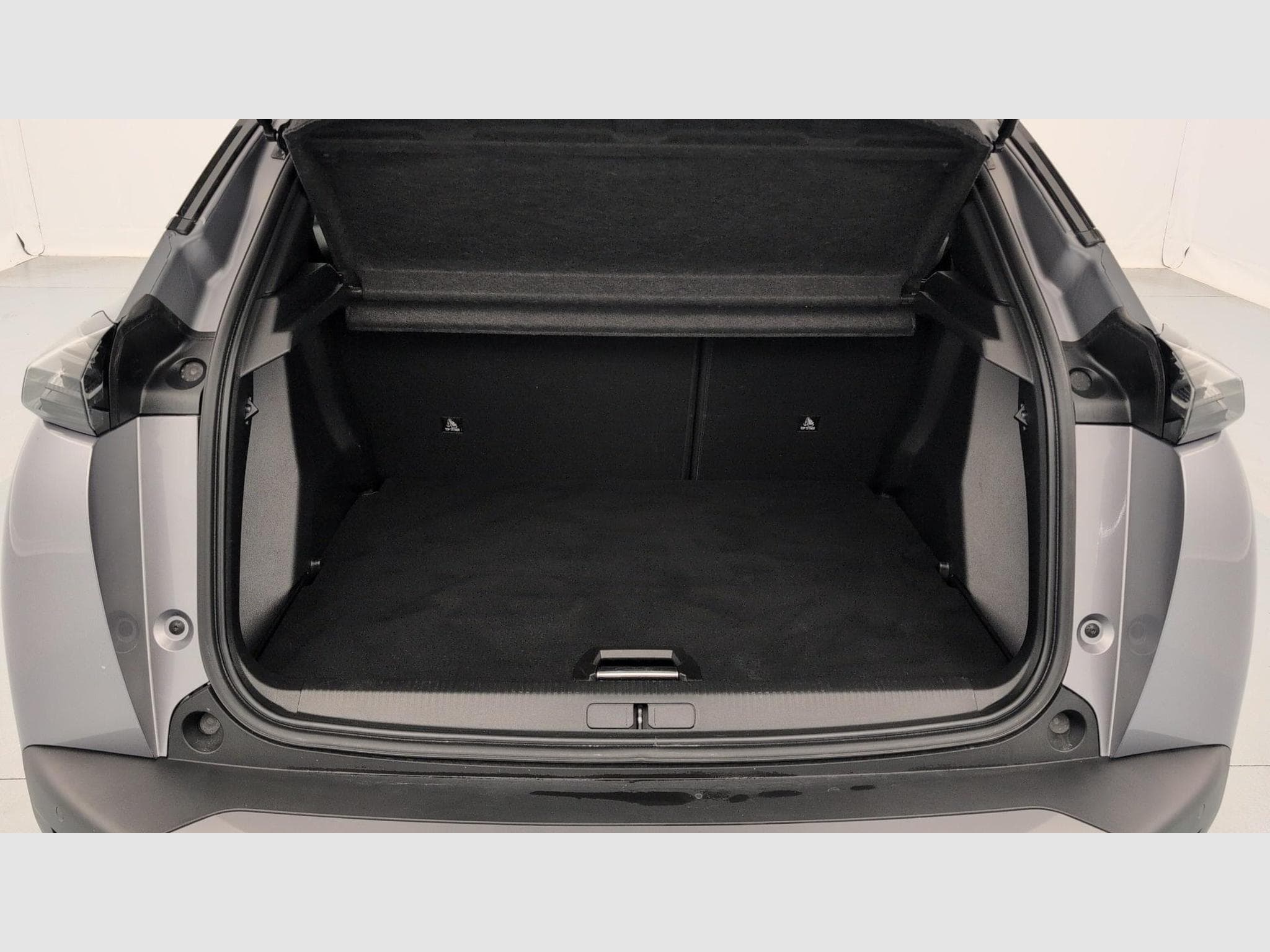 Peugeot 2008 100 S&S BVM6 Allure (2025) - Photo 11