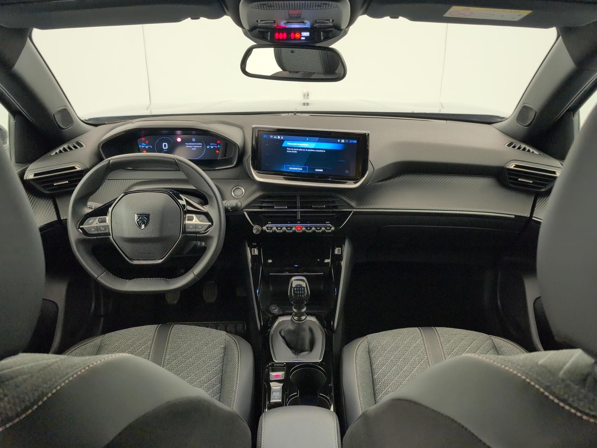 Peugeot 2008 100 S&S BVM6 Allure (2025) - Photo 13