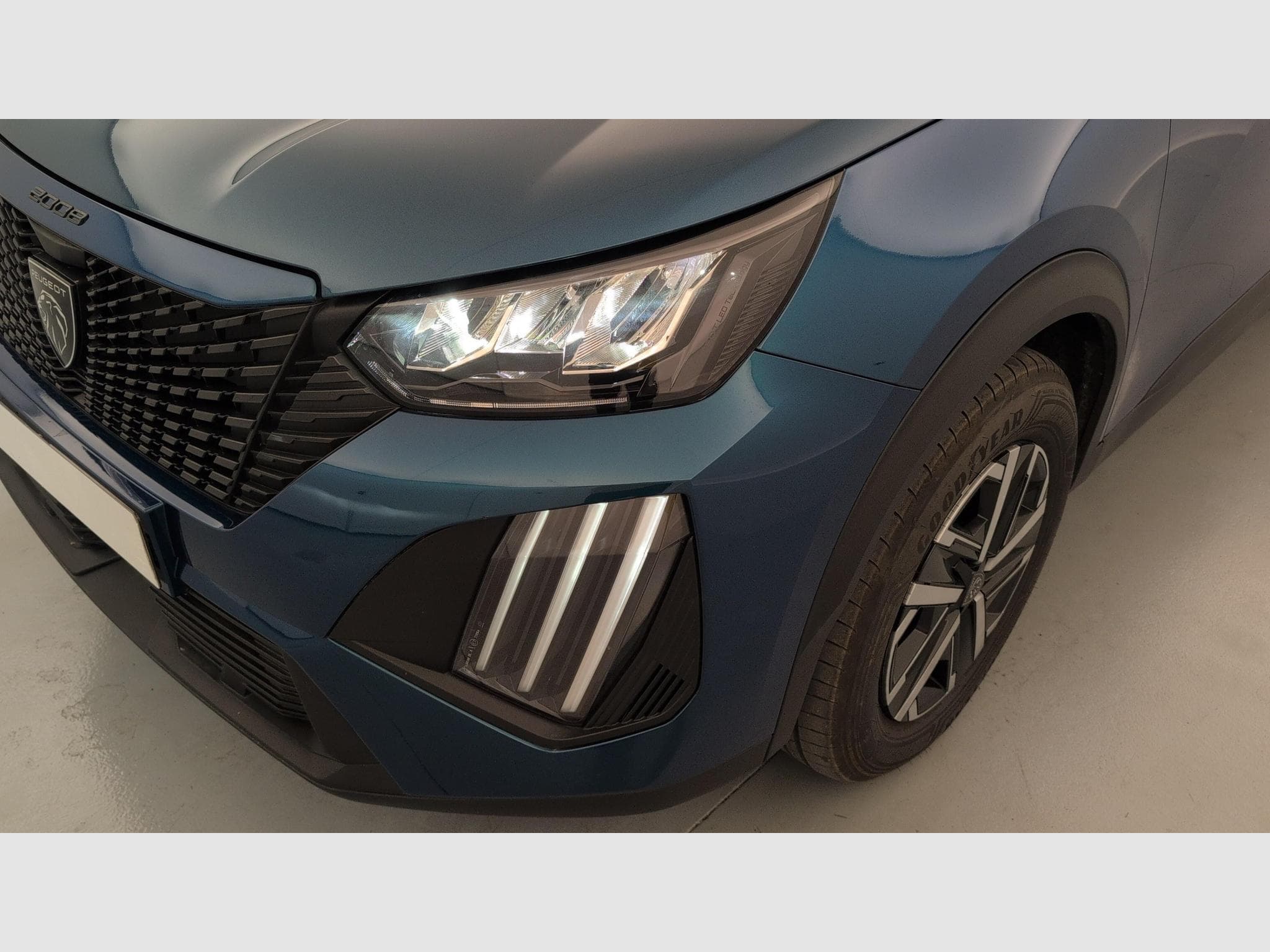 Peugeot 2008 100 S&S BVM6 Style (2025) - Photo 20
