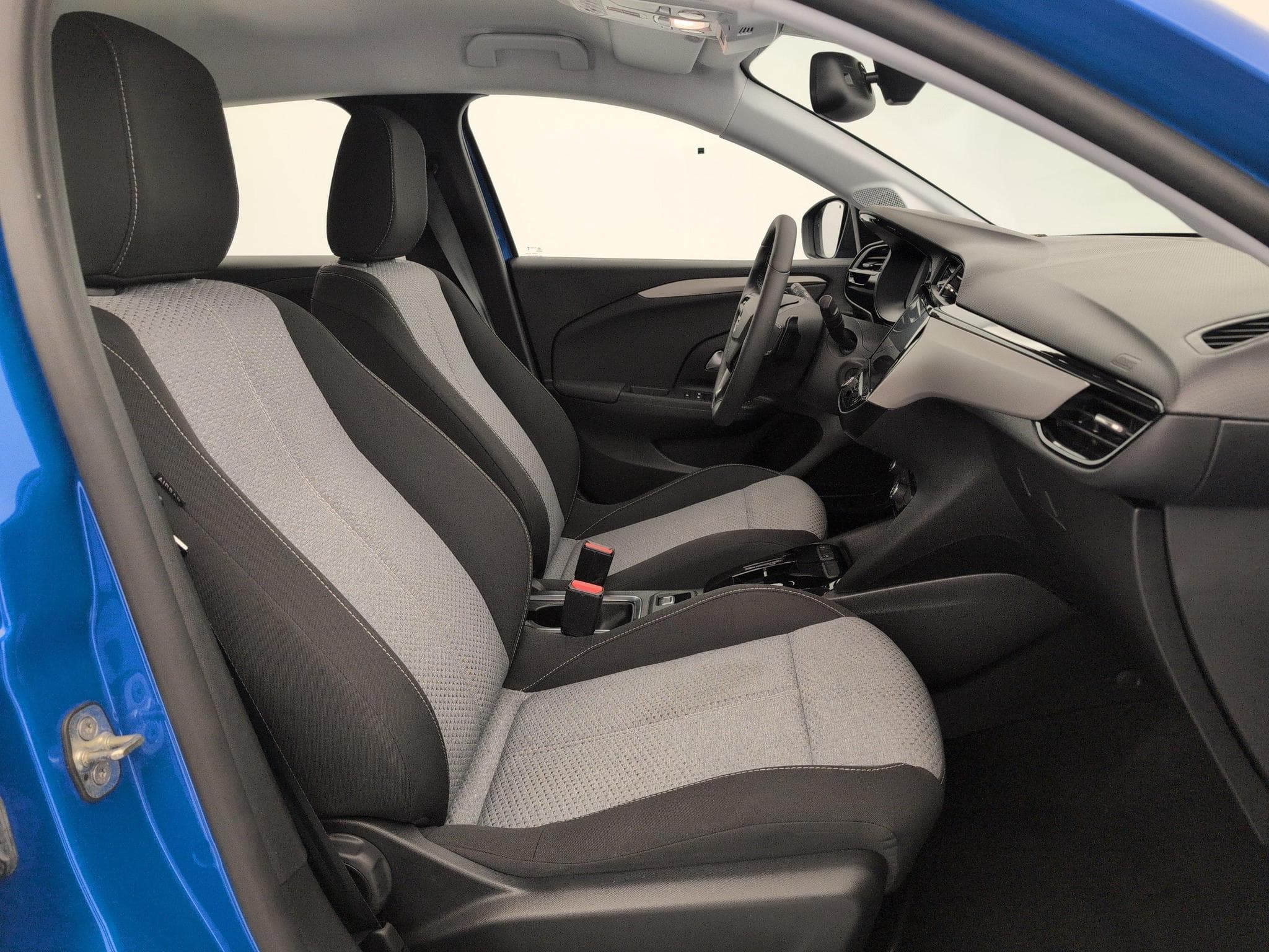 Opel Corsa 1.2 Turbo 100 ch BVA8 Edition (2025) - Photo 9