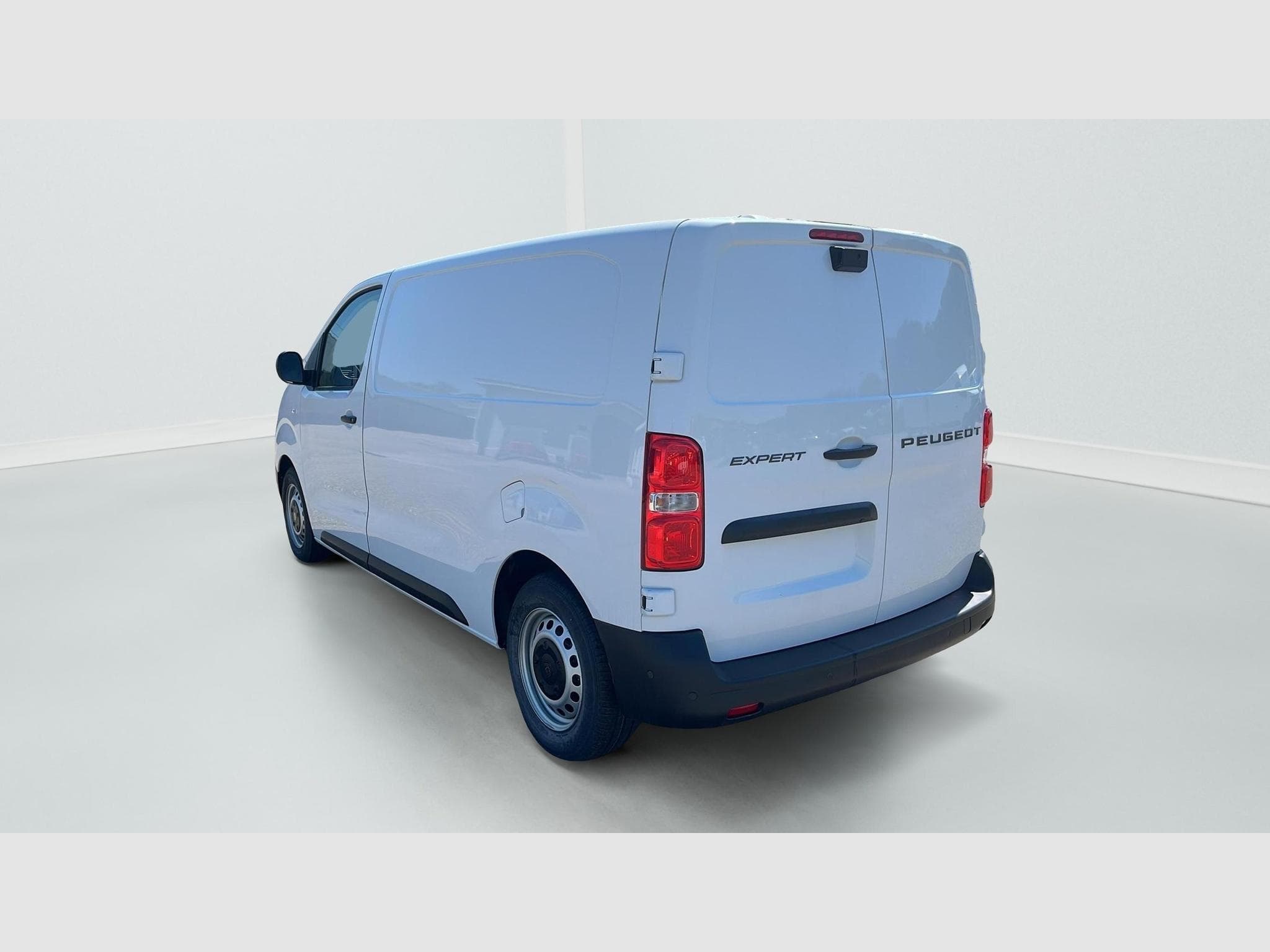 Peugeot Expert Fourgon M DIESEL 120 CH MANUELLE (2026) - Photo 5