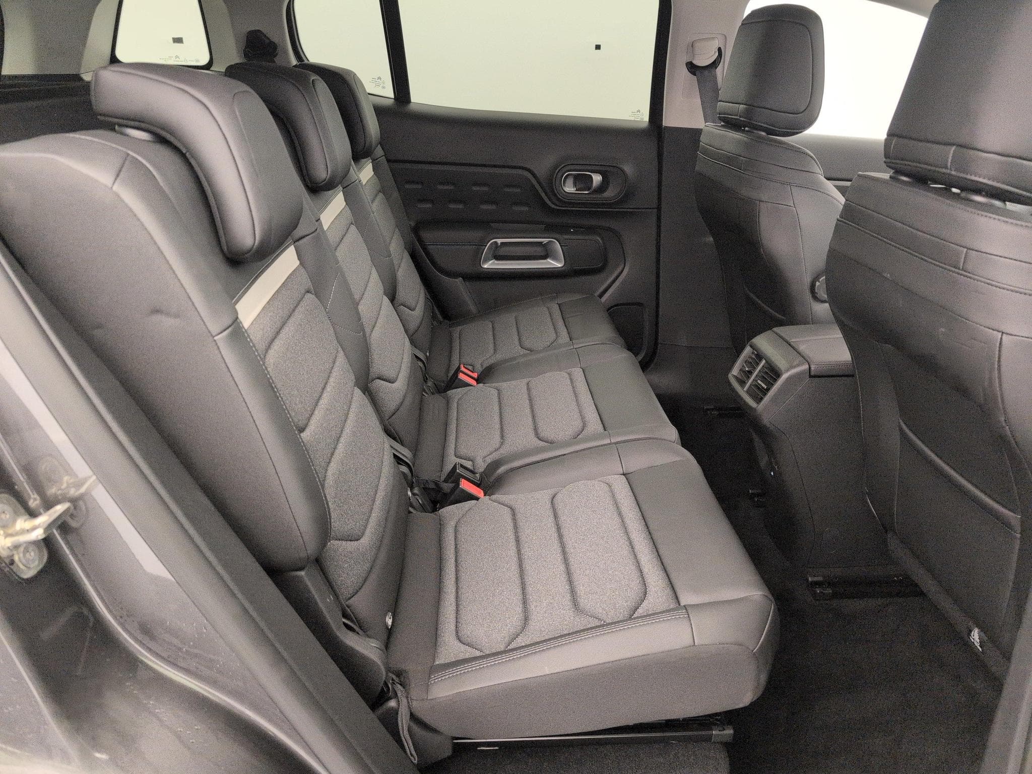 CitroëN C5 Aircross Hybride 145 e-DCS6 Max (2025) - Photo 10