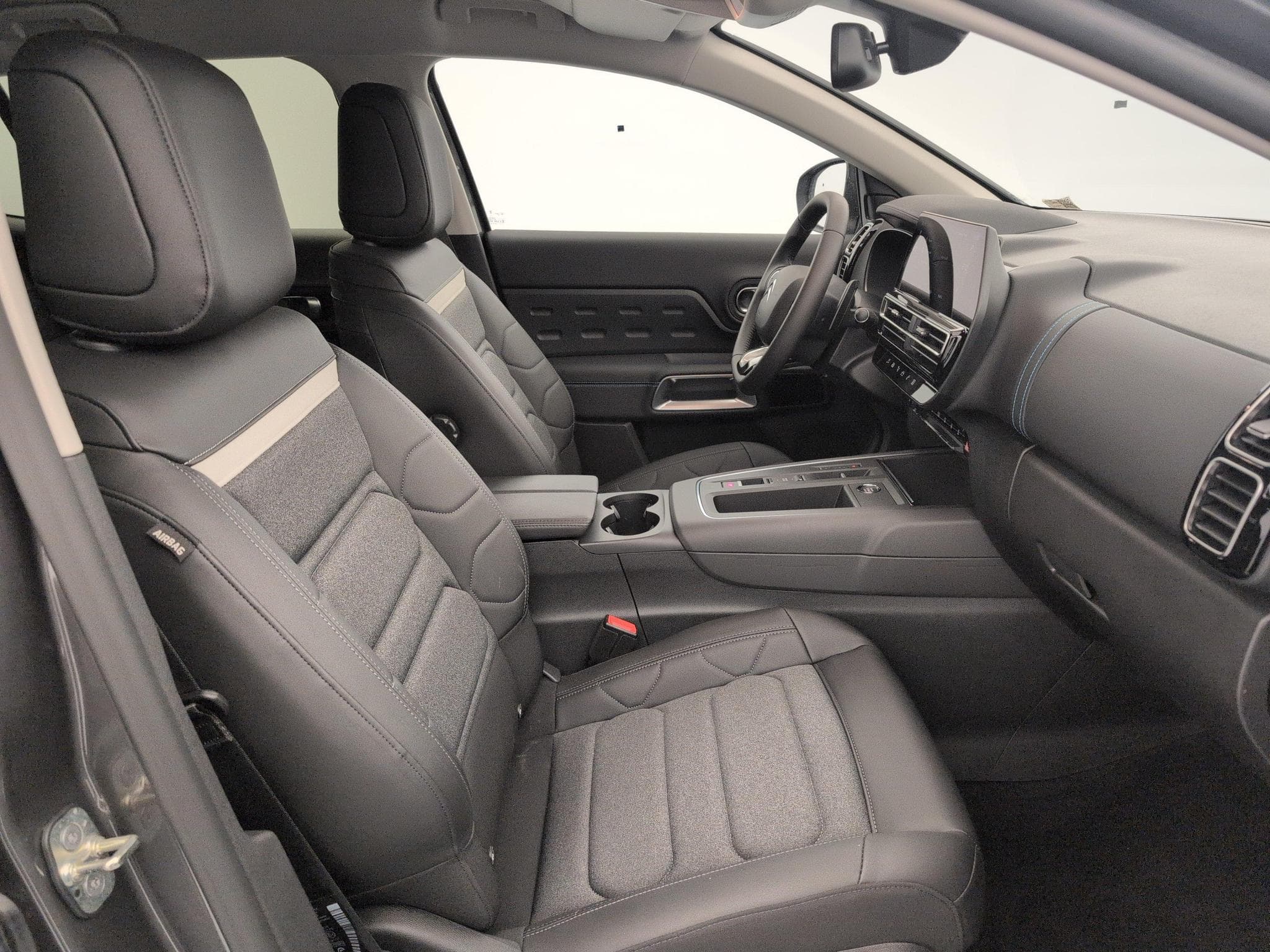 CitroëN C5 Aircross Hybride 145 e-DCS6 Max (2025) - Photo 9