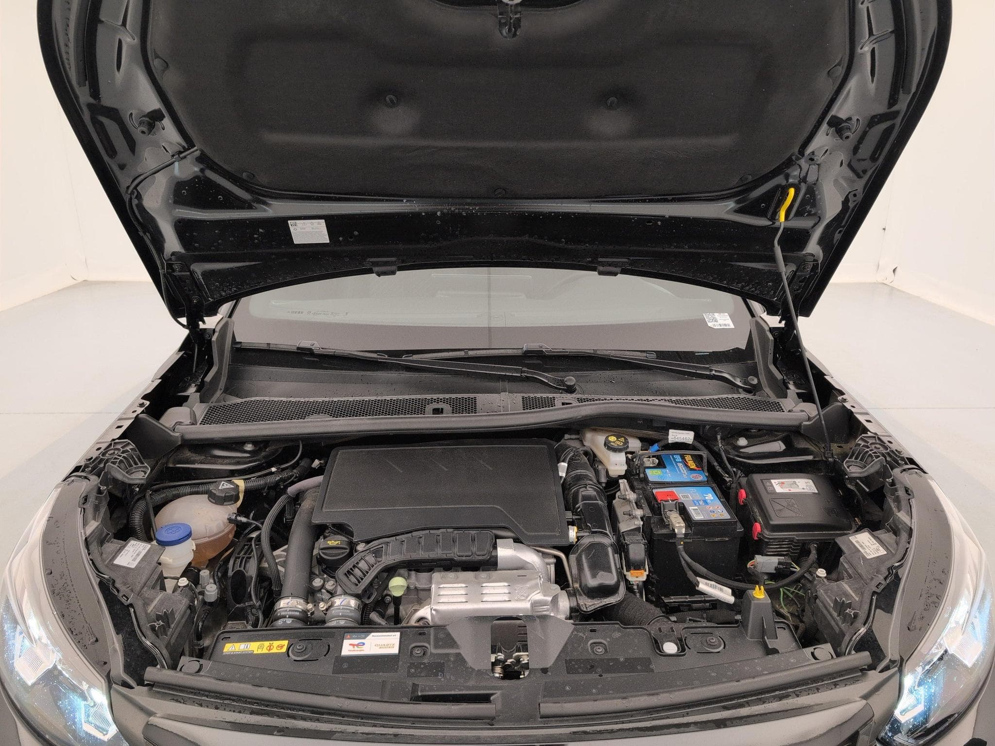 Peugeot 2008 100 S&S BVM6 Allure (2025) - Photo 20