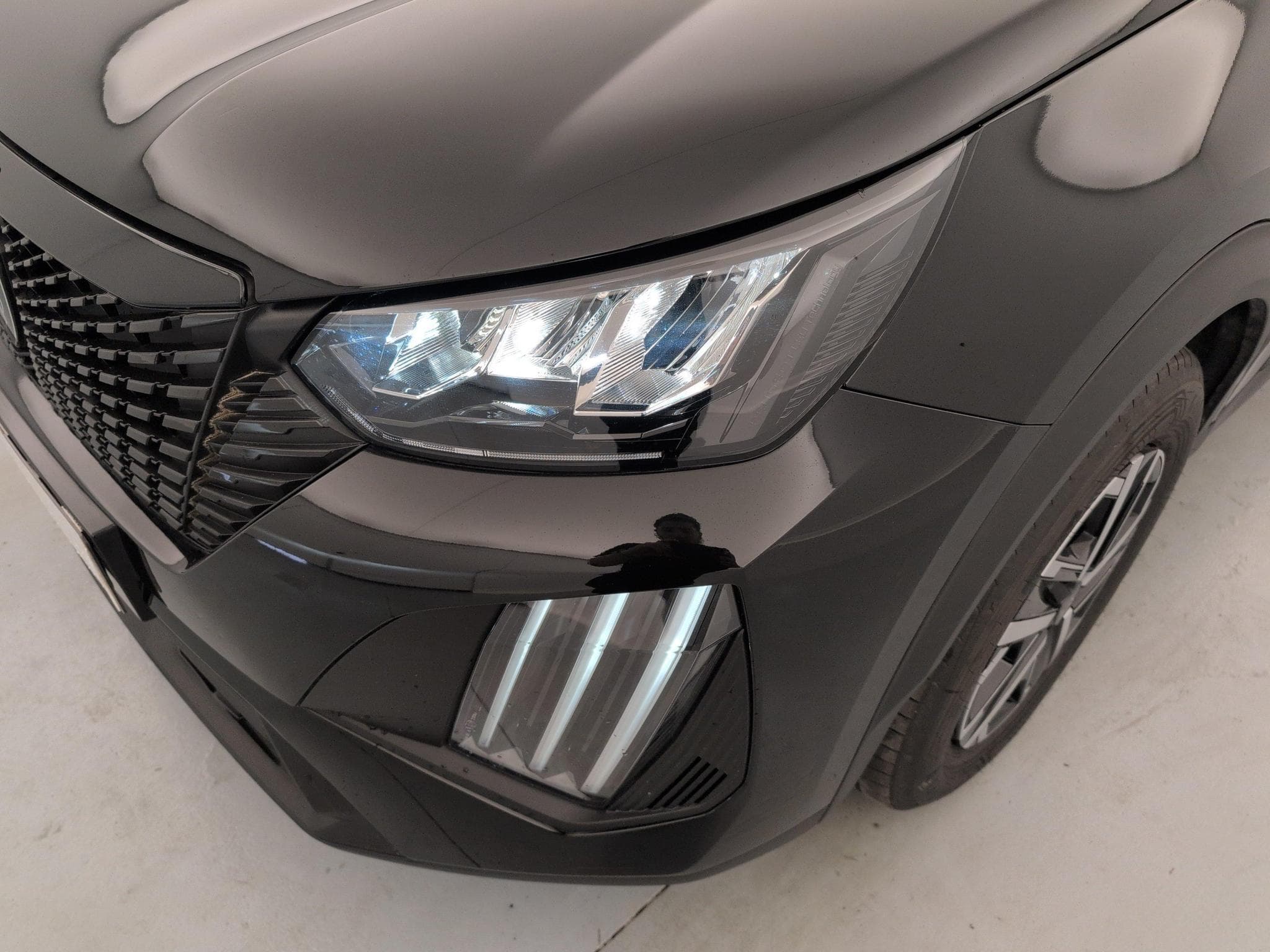 Peugeot 2008 100 S&S BVM6 Style (2025) - Photo 20