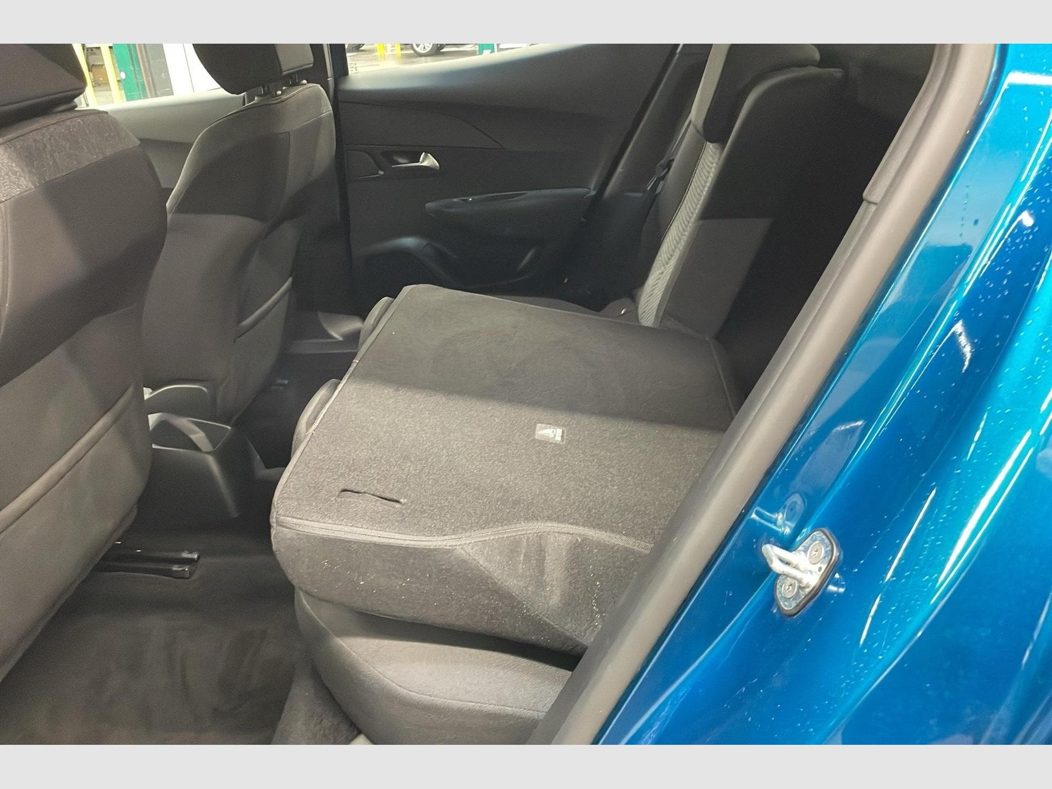 Peugeot 2008 100 S&S BVM6 Style (2025) - Photo 18