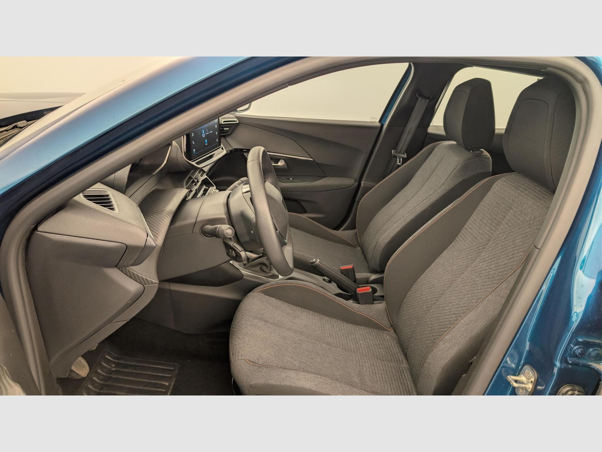 Peugeot 2008 100 S&S BVM6 Style (2025) - Photo 16
