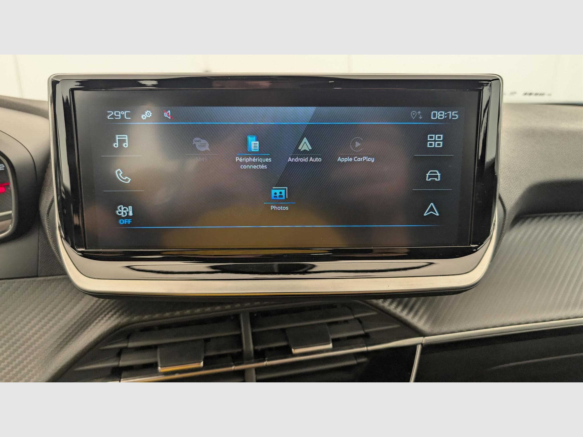 Peugeot 2008 100 S&S BVM6 Style (2025) - Photo 17