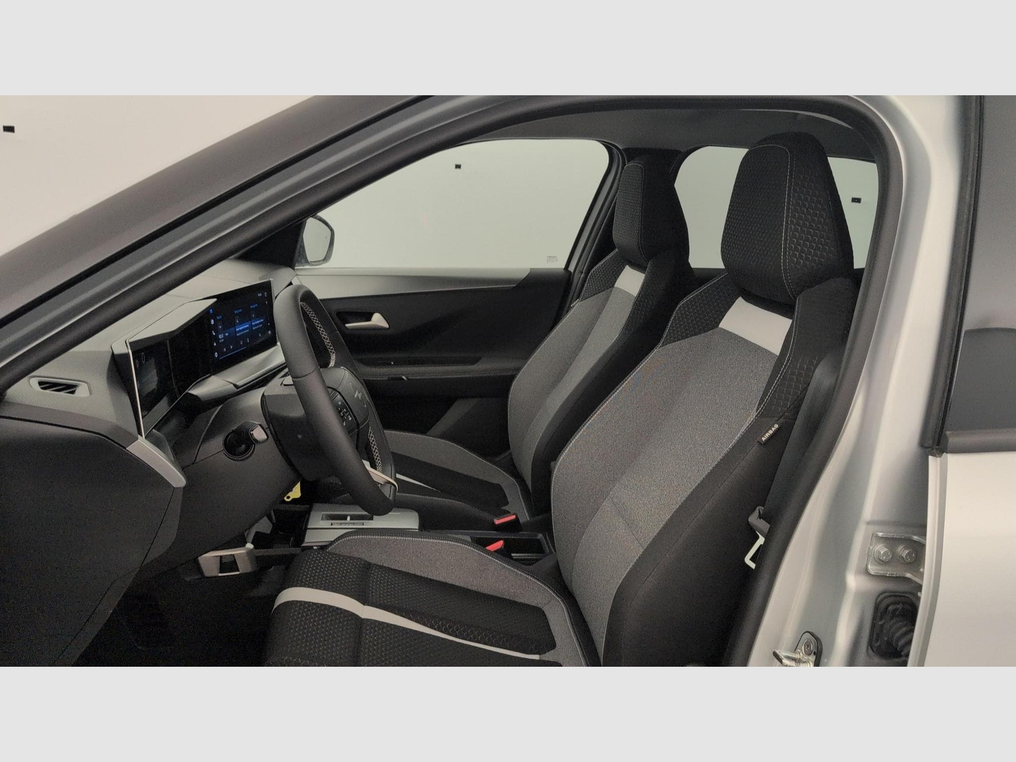 Opel FRONTERA ELECTRIQUE ELECTRIC 113 CH BATTERIE 44 KWH GS (2025) - Photo 15