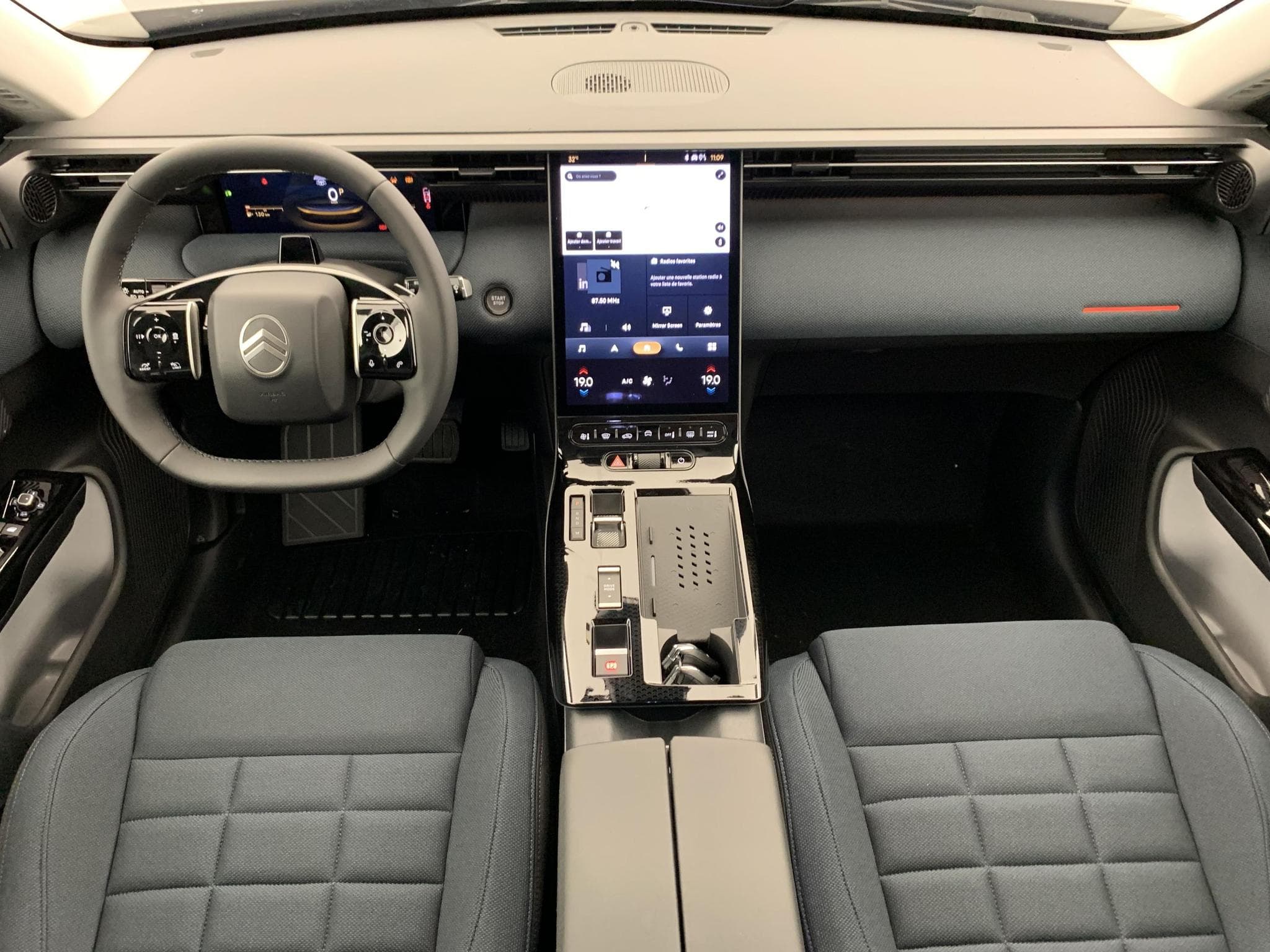 CitroëN C5 AIRCROSS HYBRIDE 145 CH E-DCS6 PLUS (2026) - Photo 12