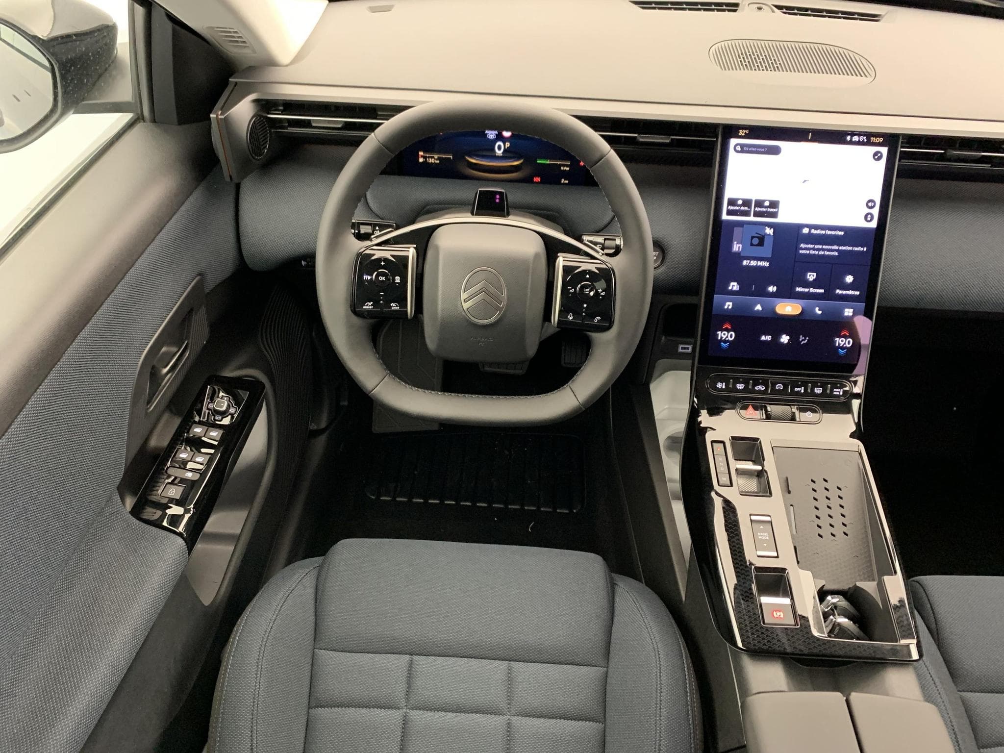 CitroëN C5 AIRCROSS HYBRIDE 145 CH E-DCS6 PLUS (2026) - Photo 13