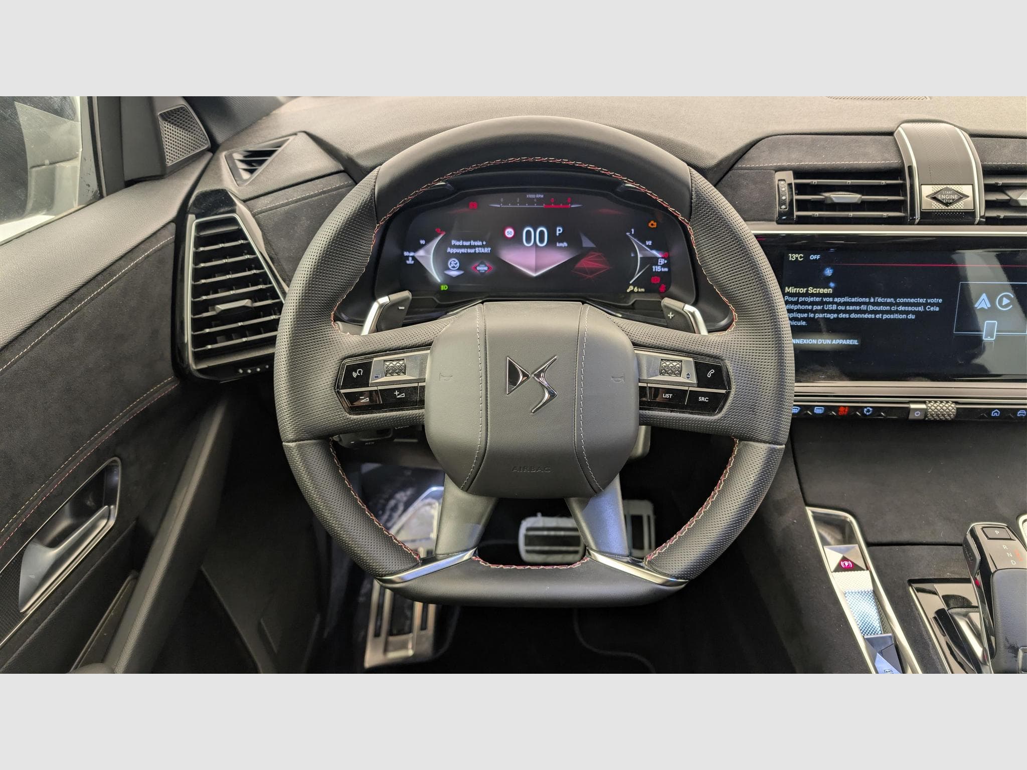 DS Automobiles DS7 BlueHDi 130 EAT8 Pallas (2025) - Photo 14