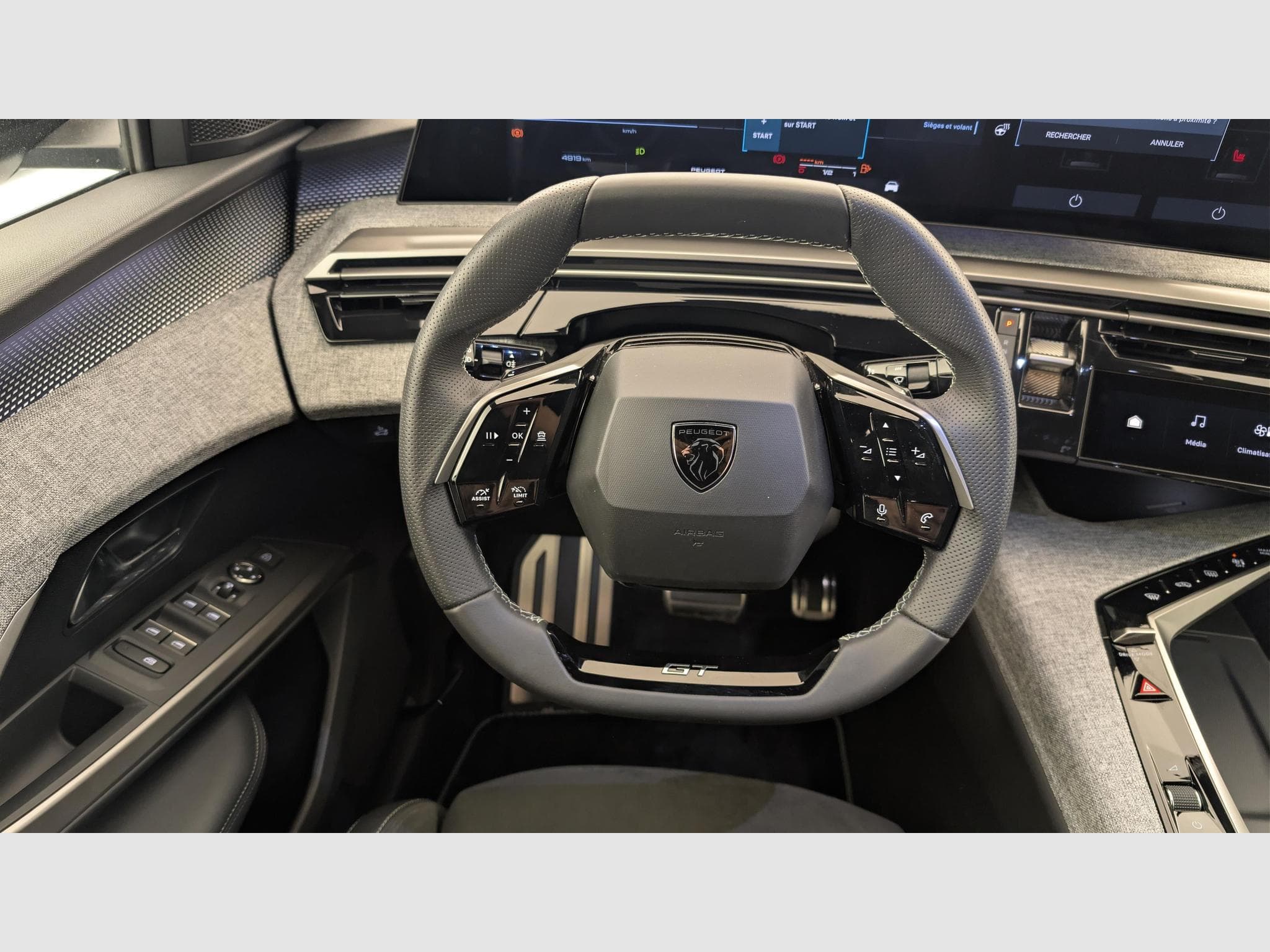 Peugeot 3008 Hybrid 145 e-DCS6 GT (2025) - Foto 14