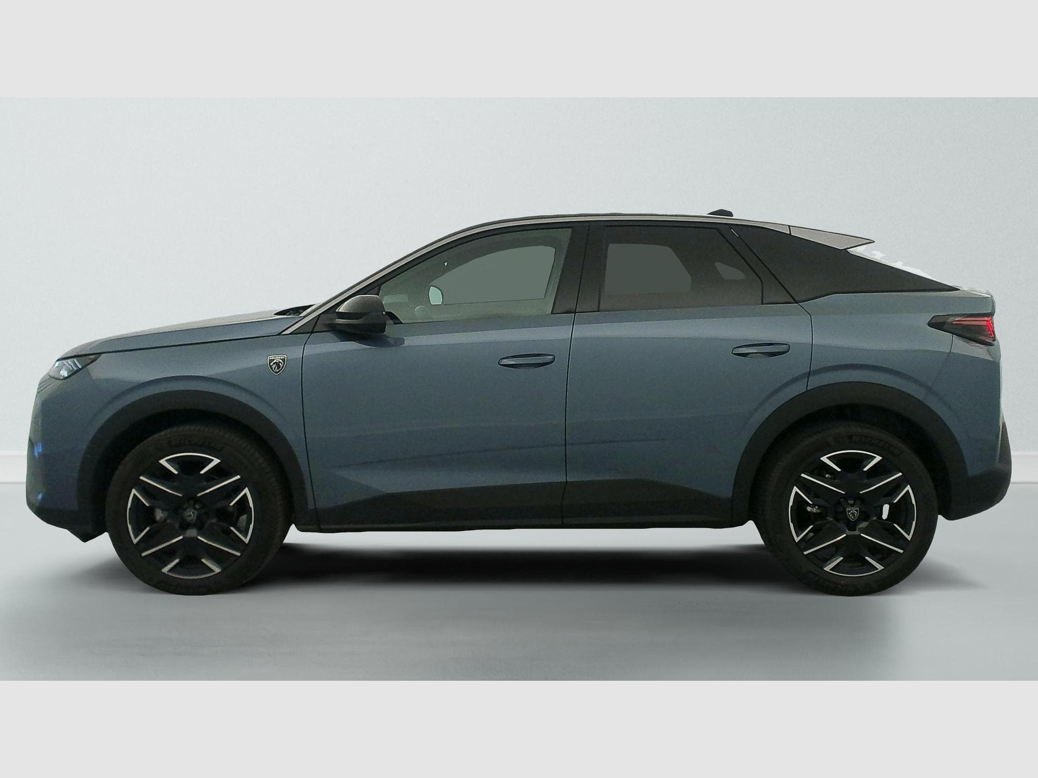 Peugeot 3008 Hybrid 145 e-DCS6 GT (2025) - Foto 4