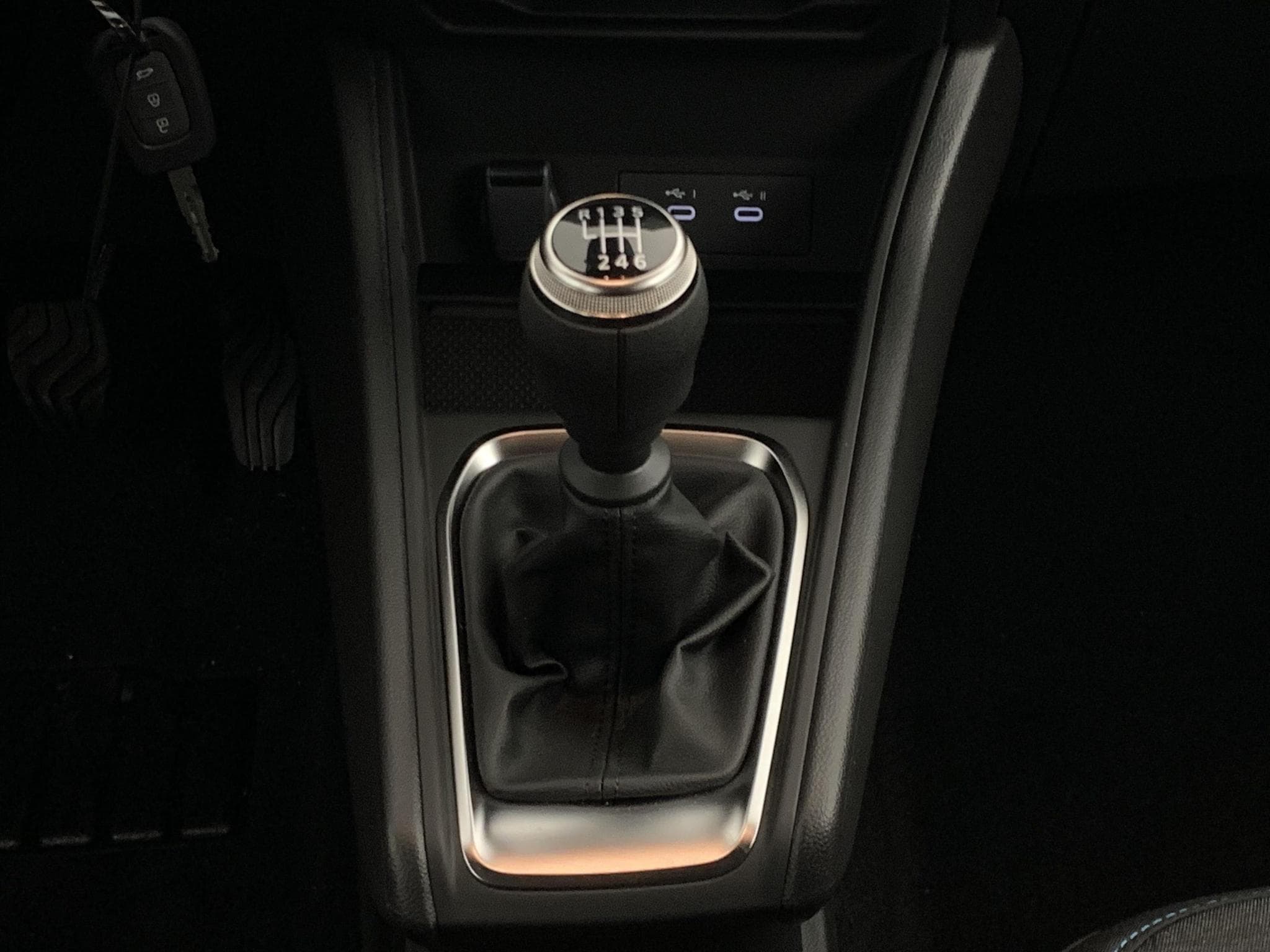 Renault CAPTUR TCe 115 ch Evolution (2026) - Photo 16
