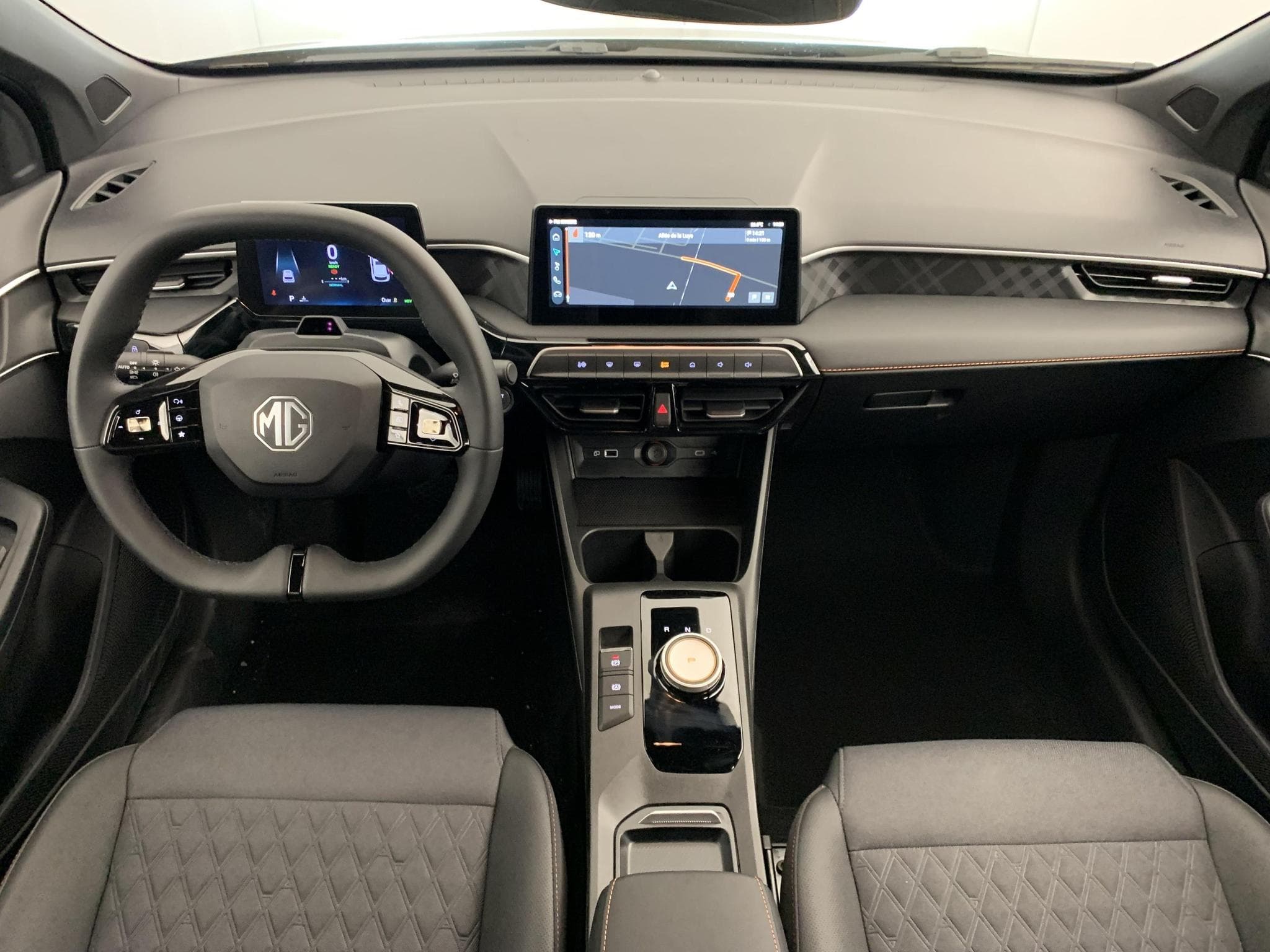 Mg MG3 1.5 L Hybrid+ 195 ch Luxury (2025) - Photo 12