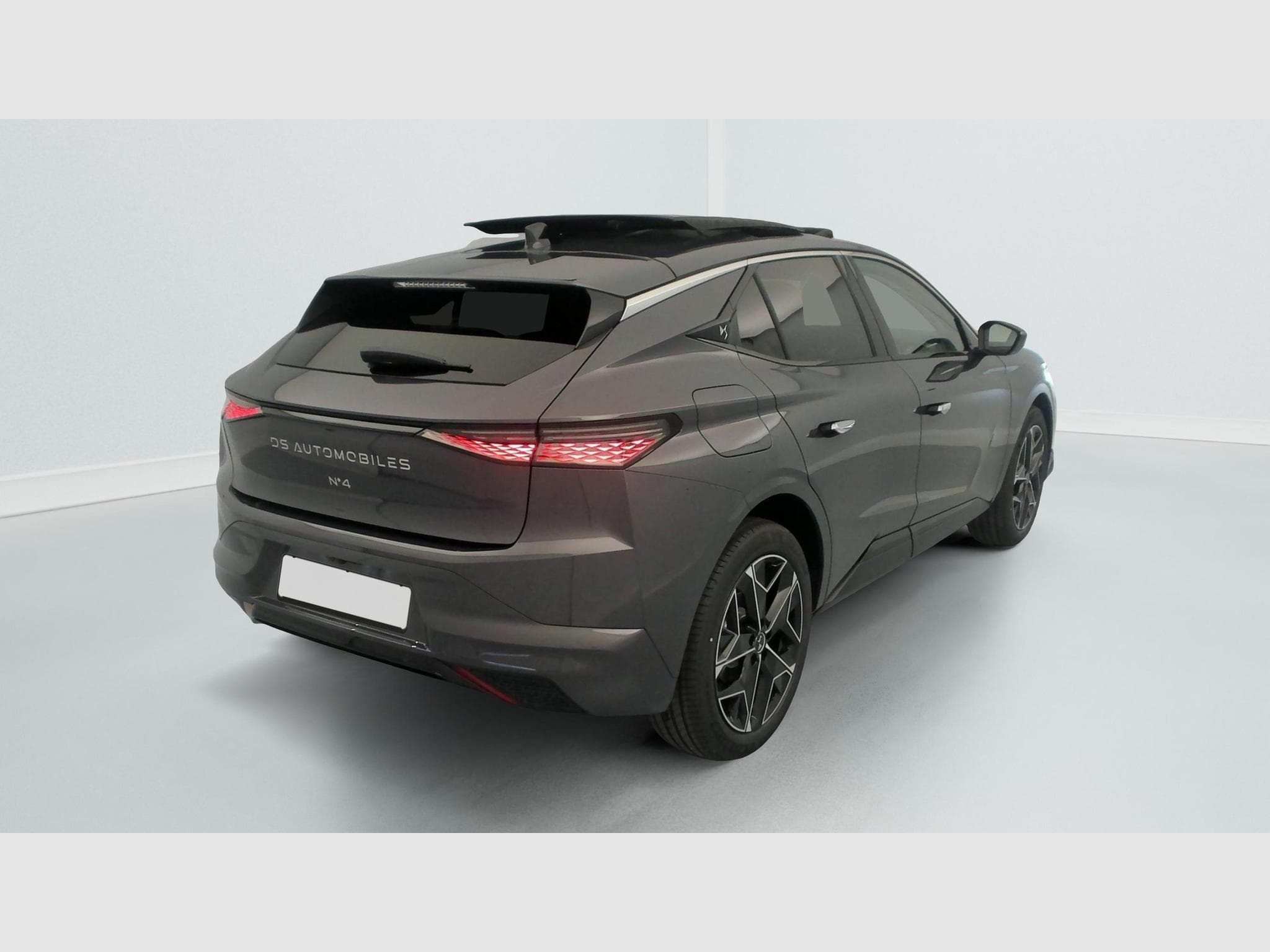 DS Automobiles DS4 Hybride 145 e-DCT6 Etoile - Alcantara (2025) - Photo 7