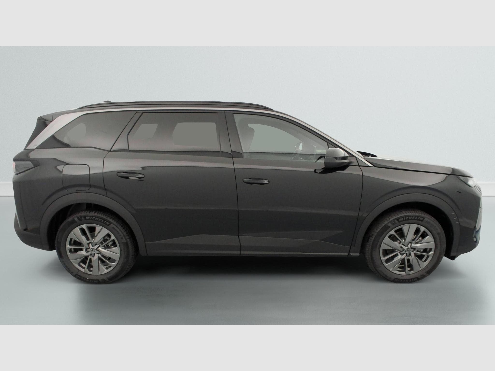 Peugeot 5008 Hybrid 145 e-DCS6 Allure (2026) - Foto 8