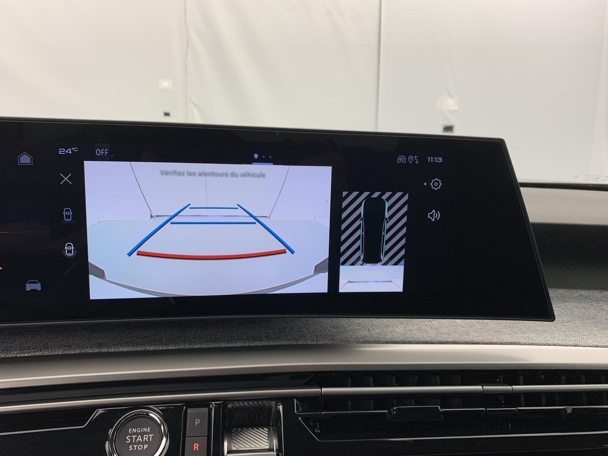 Peugeot 5008 Hybrid 145 e-DCS6 Allure (2026) - Foto 19