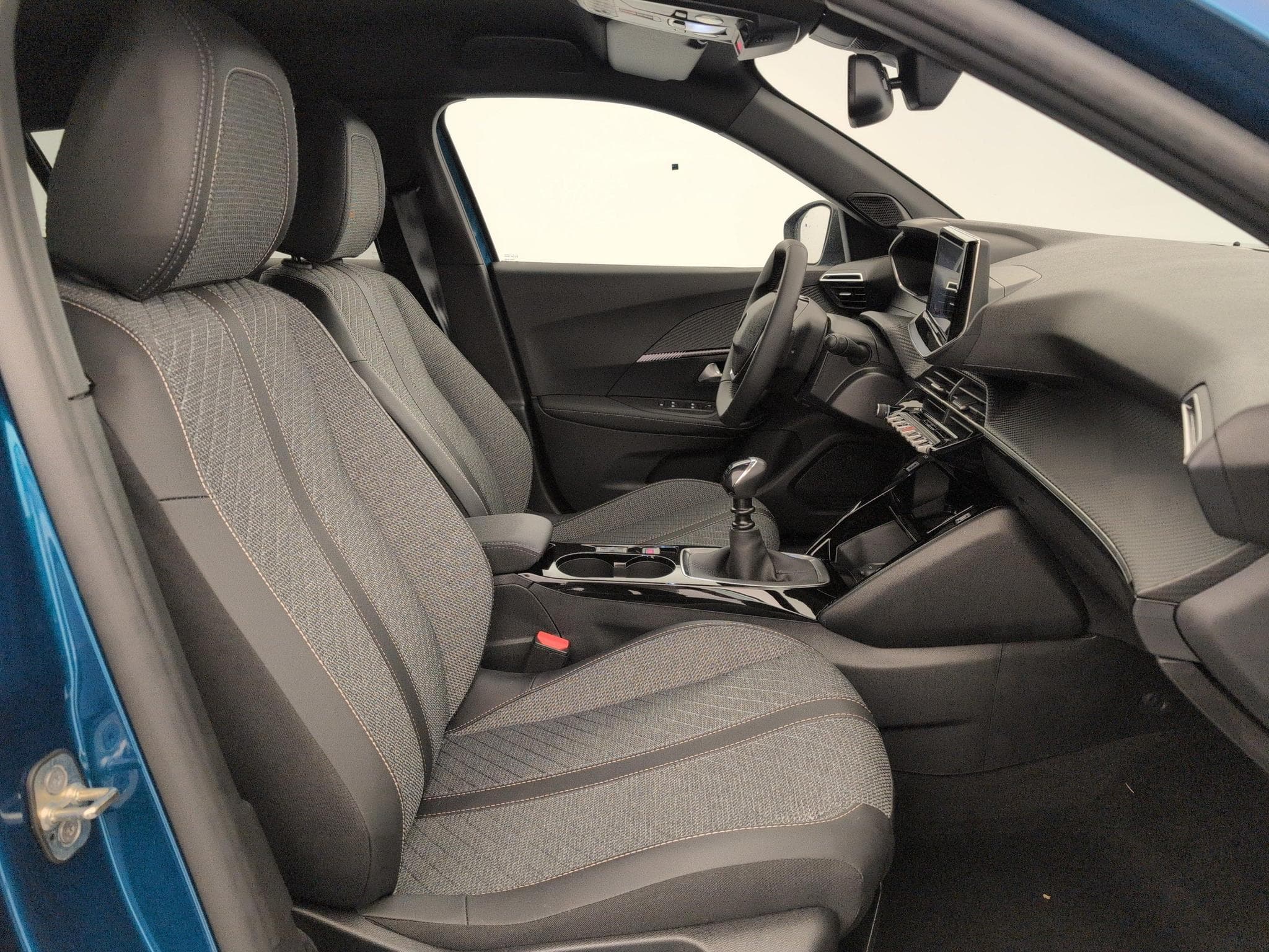 Peugeot 2008 100 S&S BVM6 Allure (2025) - Foto 9