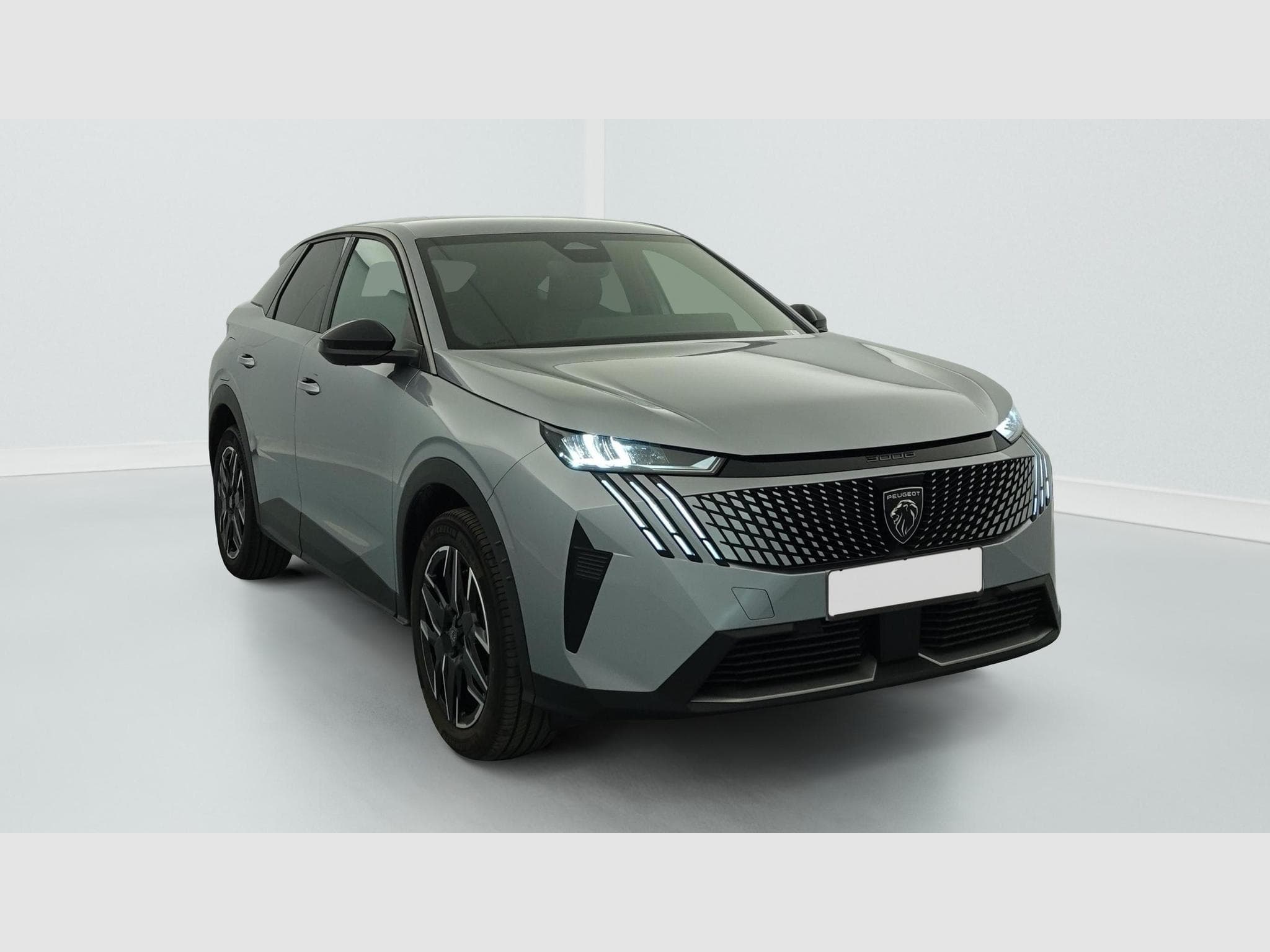 Peugeot 3008 Hybrid 145 e-DCS6 Allure (2025) - Photo 1