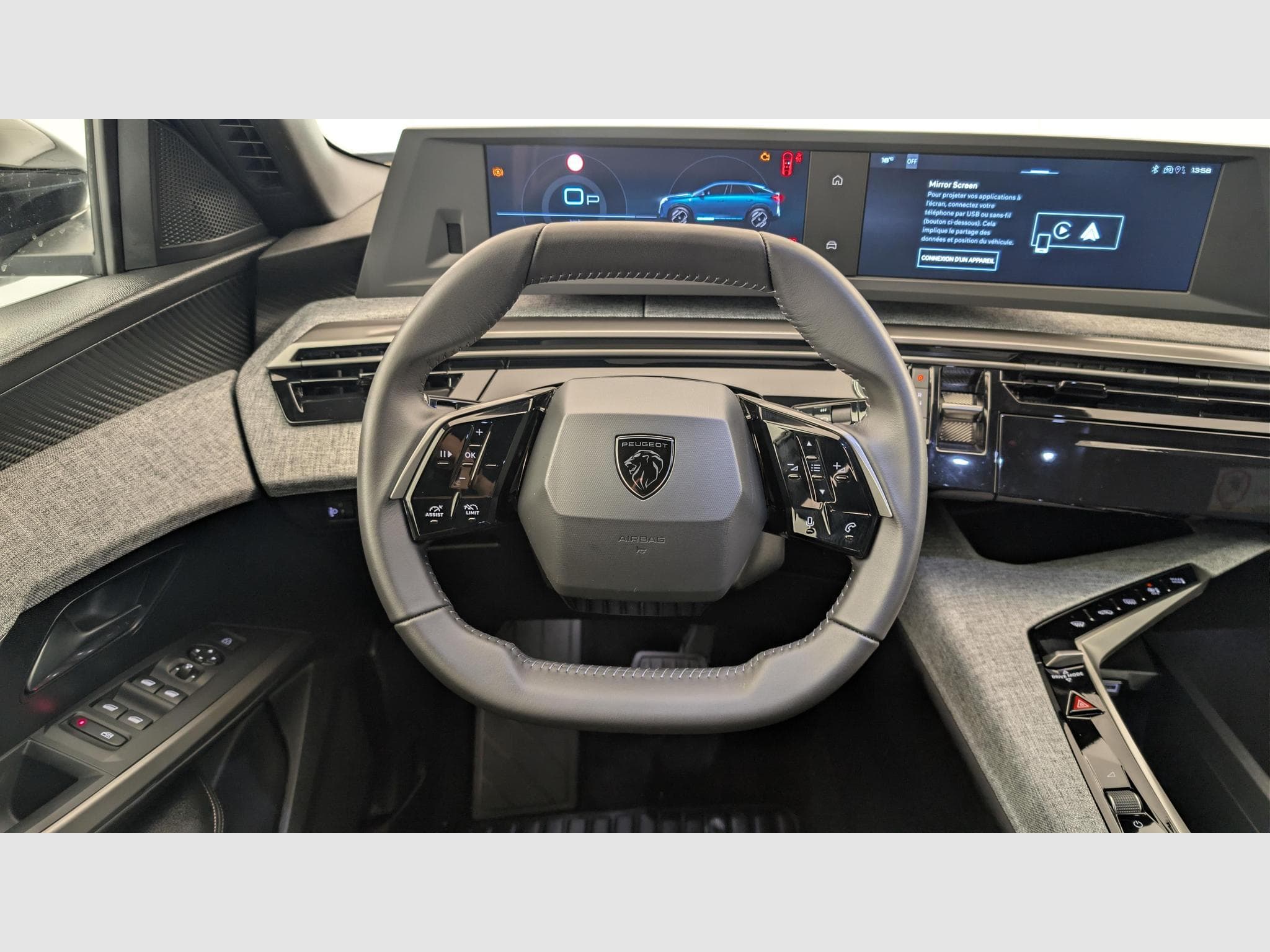 Peugeot 3008 Hybrid 145 e-DCS6 Allure (2025) - Photo 14