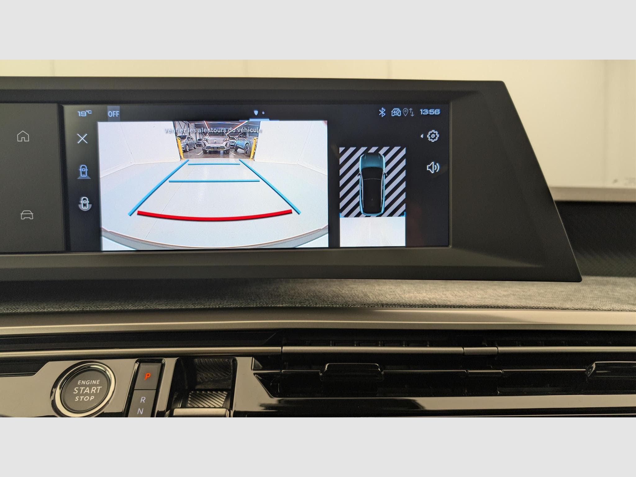 Peugeot 3008 Hybrid 145 e-DCS6 Allure (2025) - Photo 18