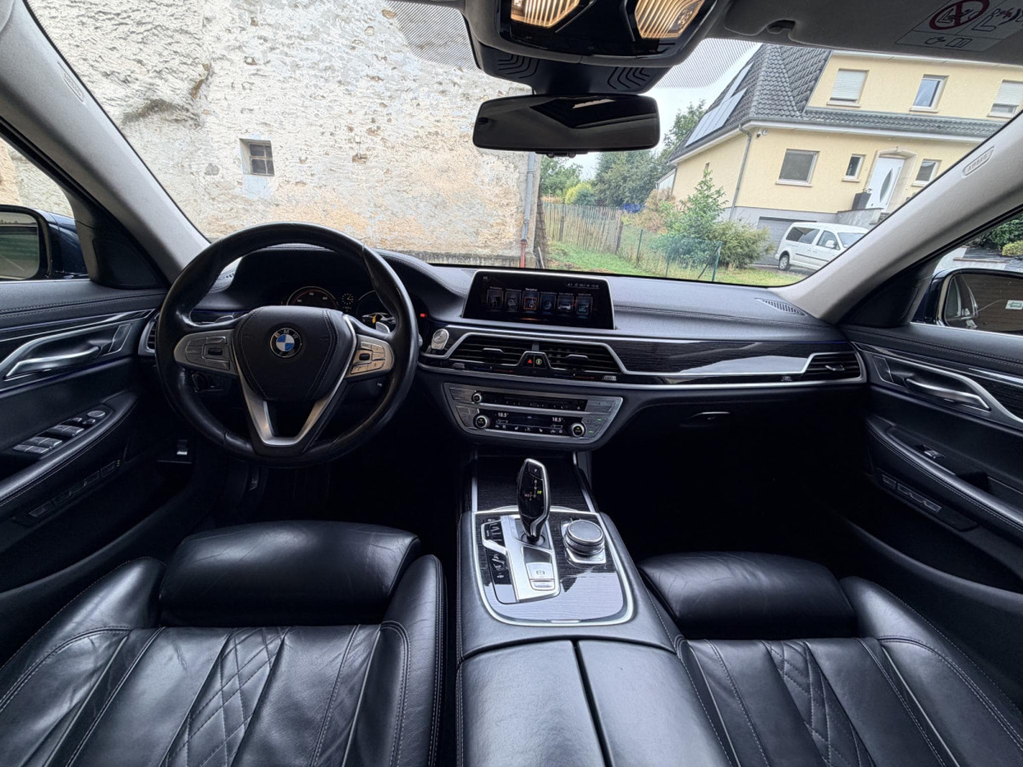 BMW 740 d xDrive Camera 360° Head-UP, Toit Ouvrant 320cv (2016) - Photo 14