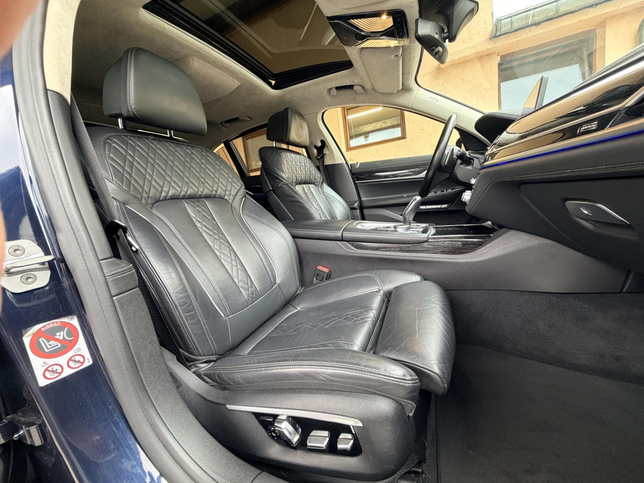 BMW 740 d xDrive Camera 360° Head-UP, Toit Ouvrant 320cv (2016) - Photo 9