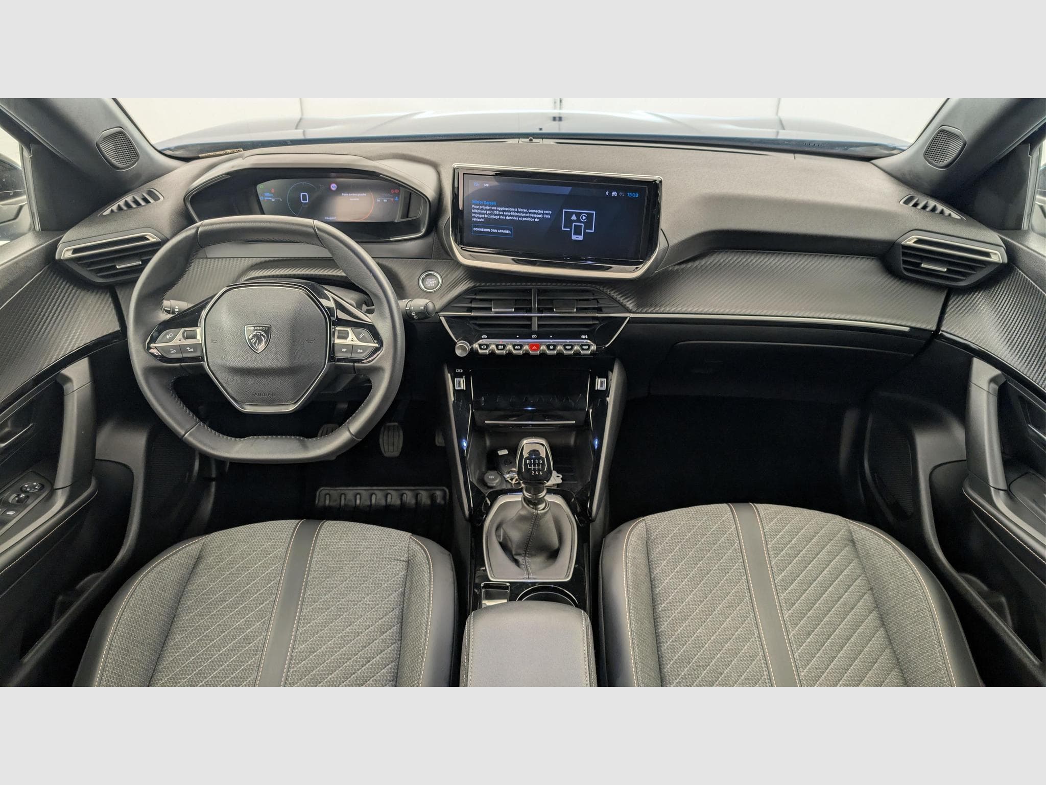 Peugeot 2008 100 S&S BVM6 Allure (2025) - Photo 13