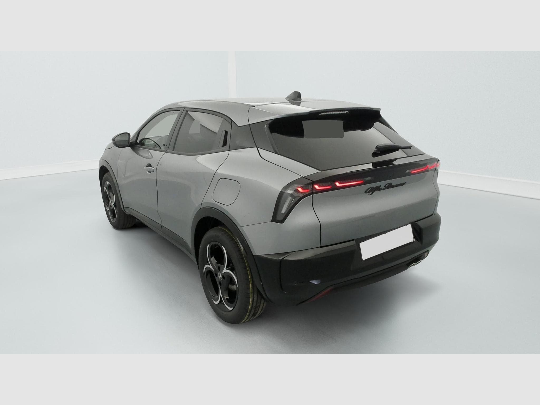 Alfa-Romeo Junior 1.2 Ibrida 145 ch e-DCT6 Ti (2026) - Photo 5