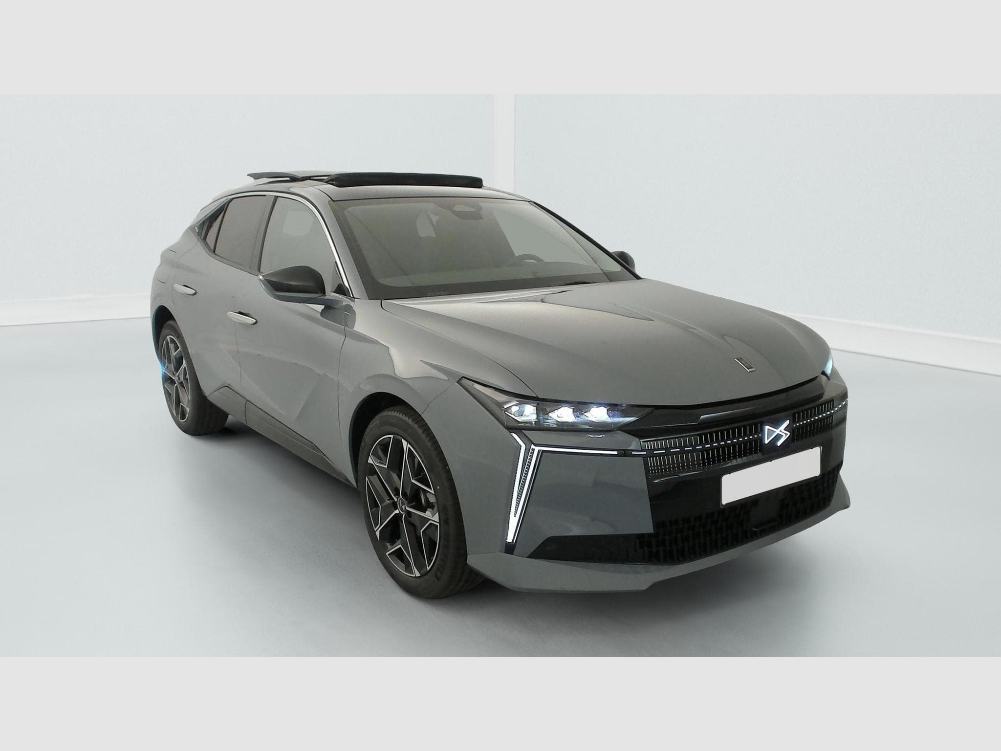 DS Automobiles DS4 Hybride 145 e-DCT6 Etoile - Alcantara (2025) - Photo 1