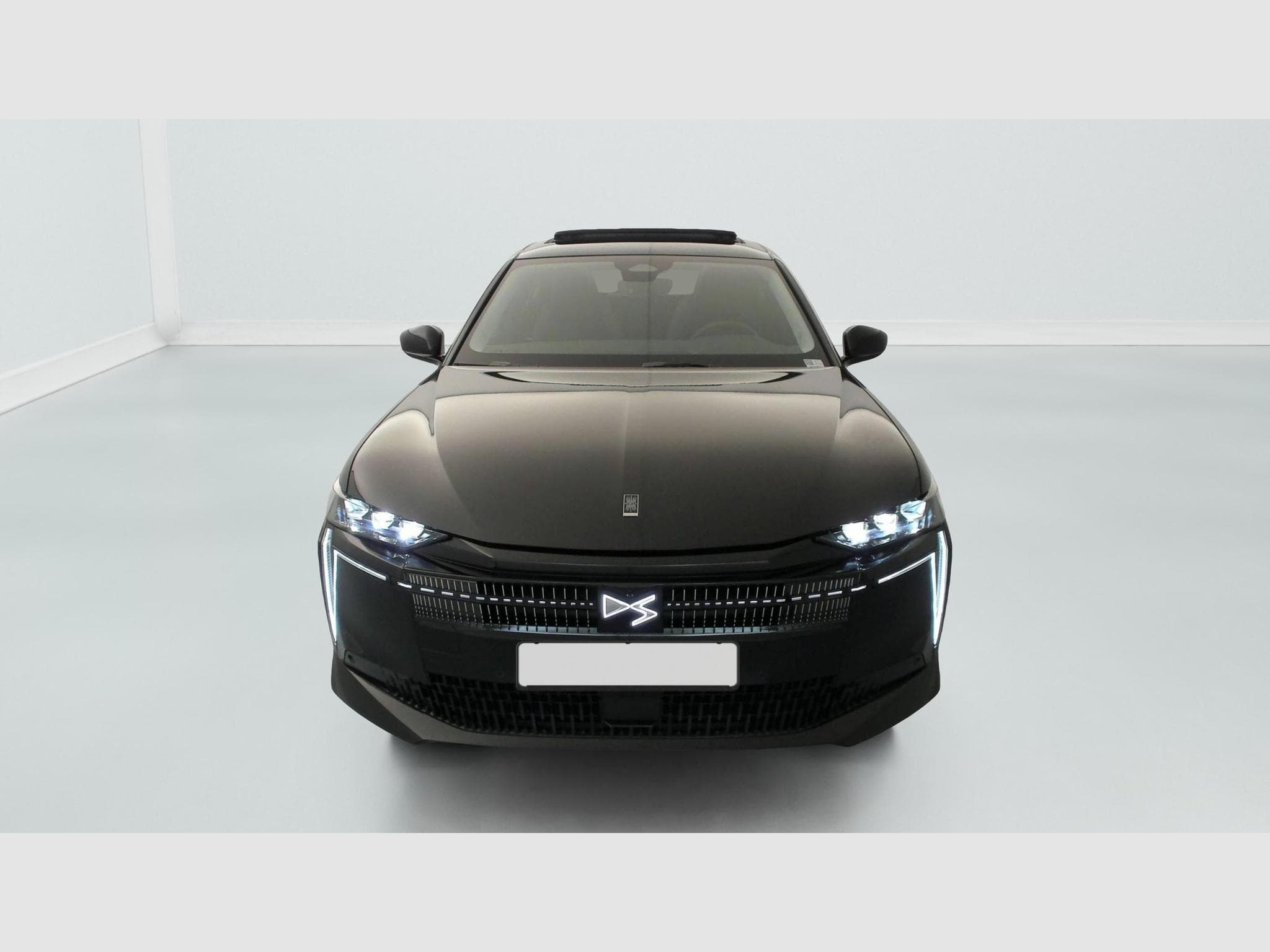 DS Automobiles DS4 Hybride 145 e-DCT6 Etoile - Alcantara (2025) - Photo 2