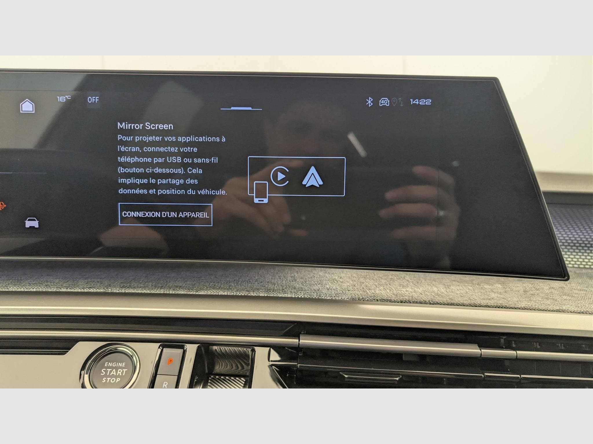 Peugeot 3008 Hybrid 145 e-DCS6 GT (2025) - Foto 15