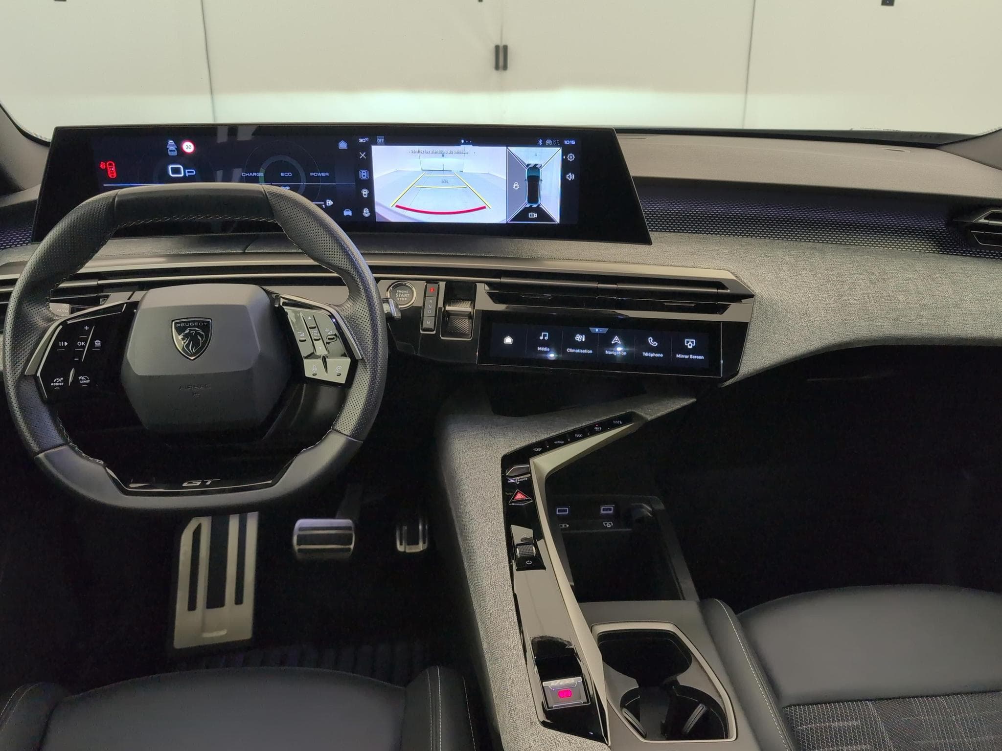 Peugeot 3008 Hybrid 145 e-DCS6 GT (2025) - Foto 11