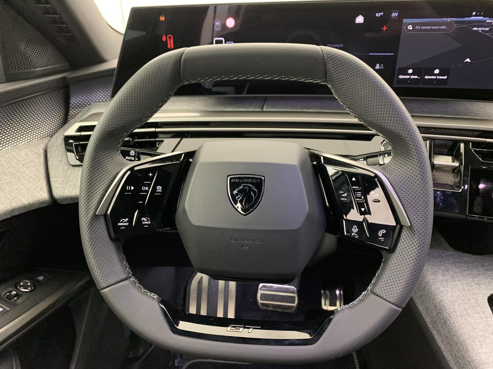 Peugeot 5008 Hybrid 145 e-DCS6 GT (2025) - Foto 16