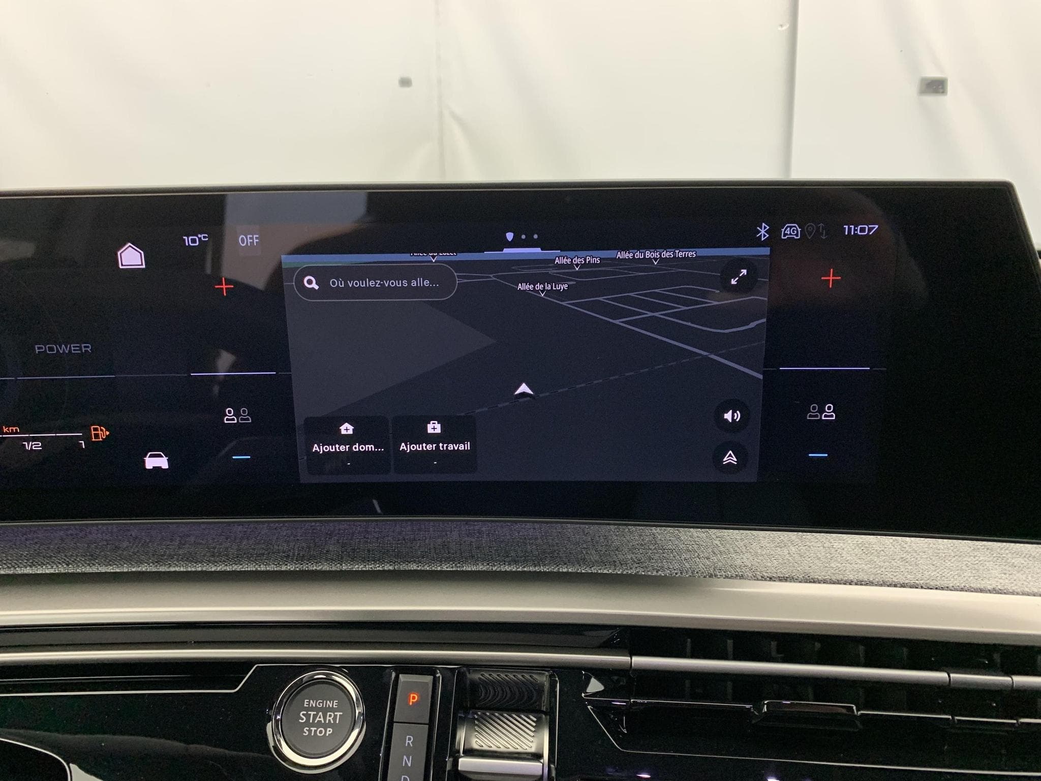 Peugeot 5008 Hybrid 145 e-DCS6 GT (2025) - Foto 17